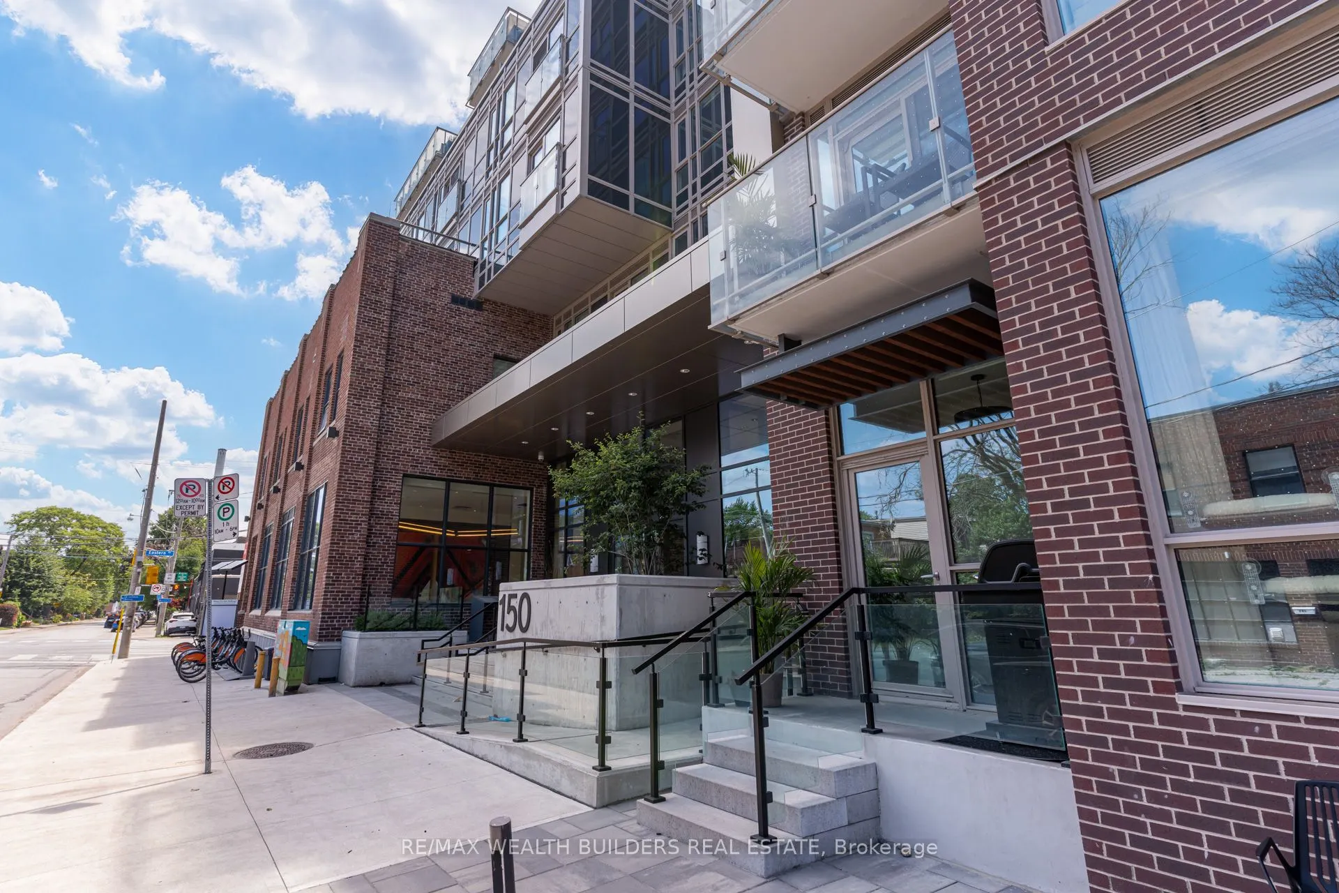 150 Logan Avenue, #444