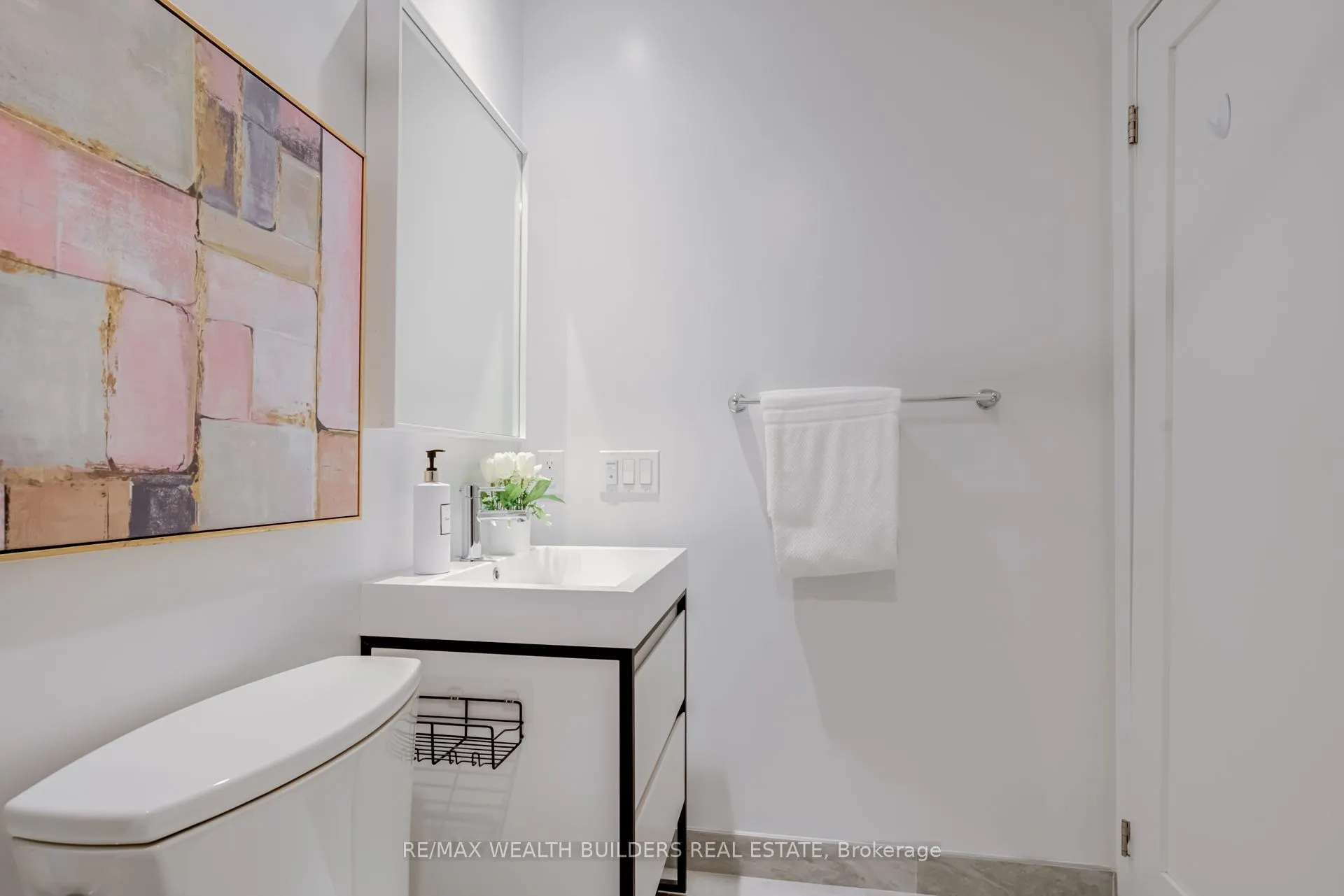 150 Logan Avenue, #444