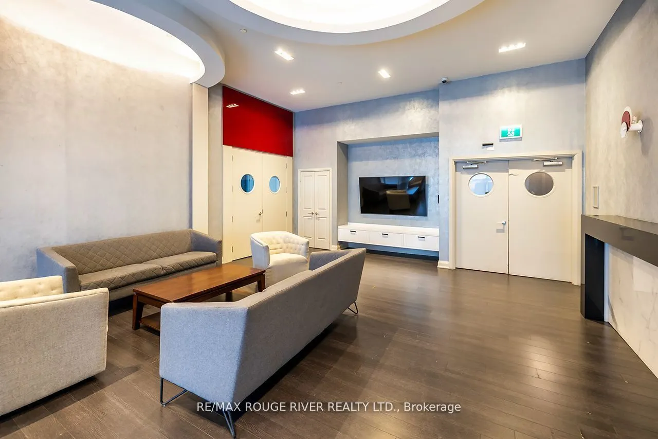 30 Meadowglen Place, #1208