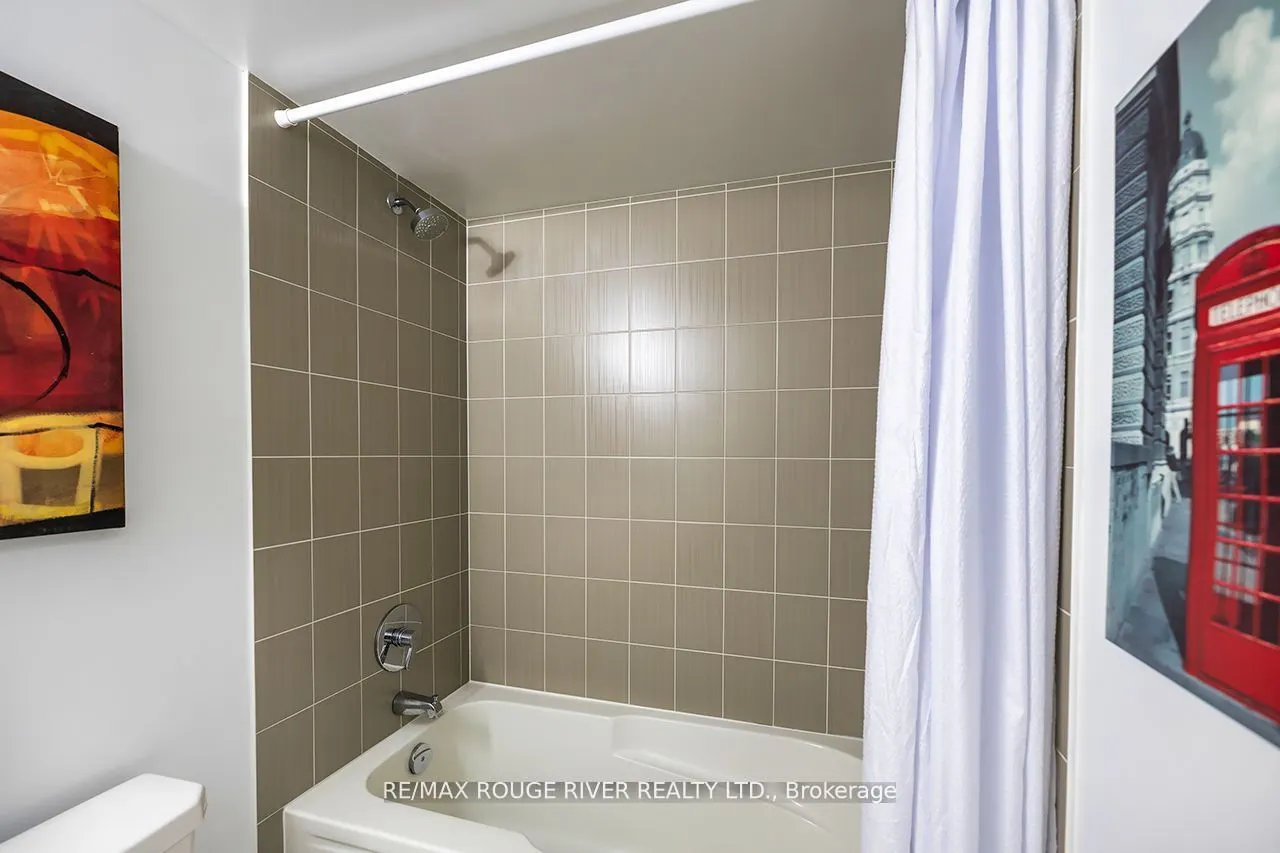 30 Meadowglen Place, #1208