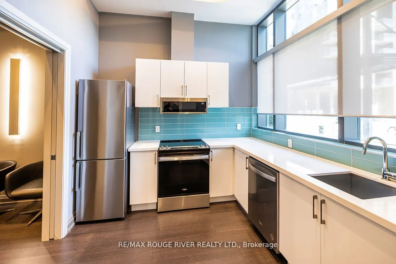 30 Meadowglen Place, #1208