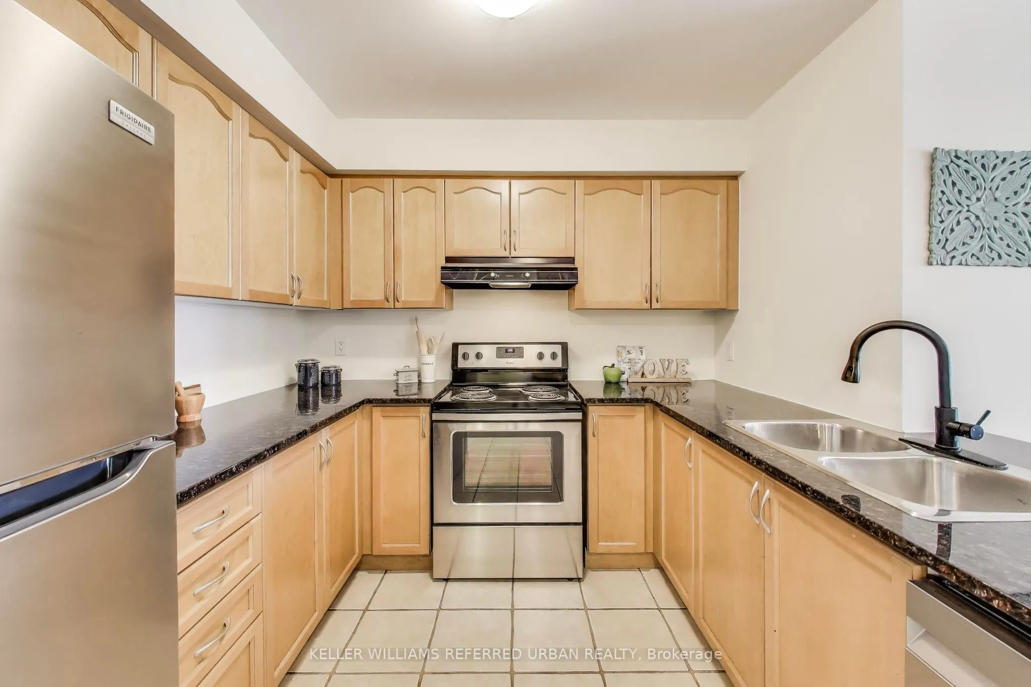 10 Mendelssohn Street, #206