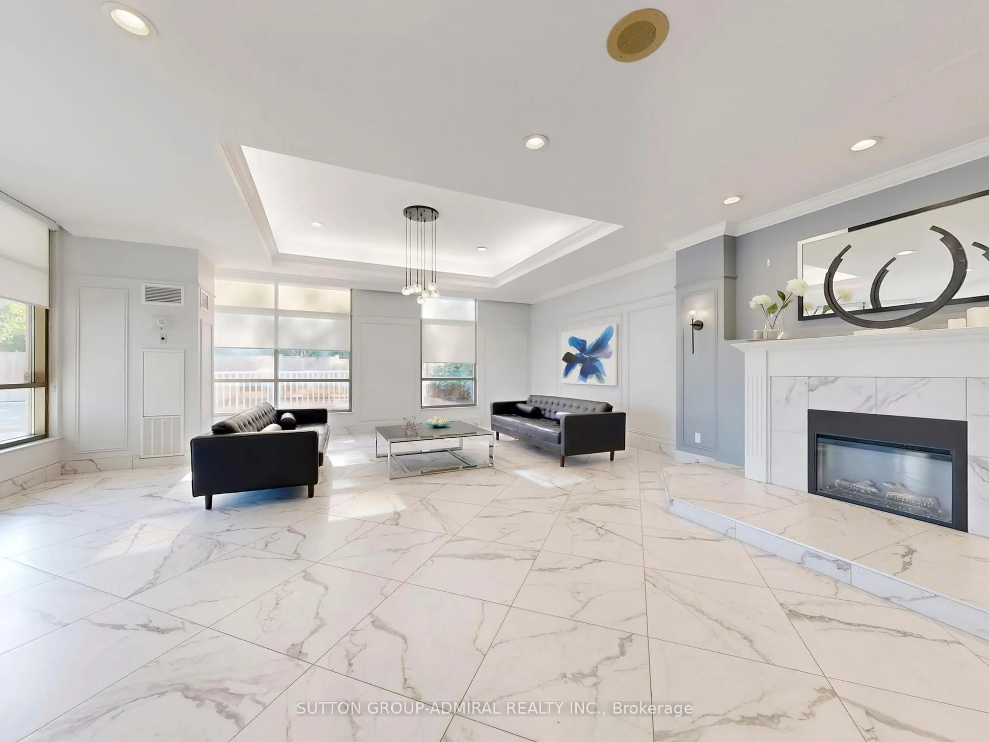 712 Rossland Road, #217