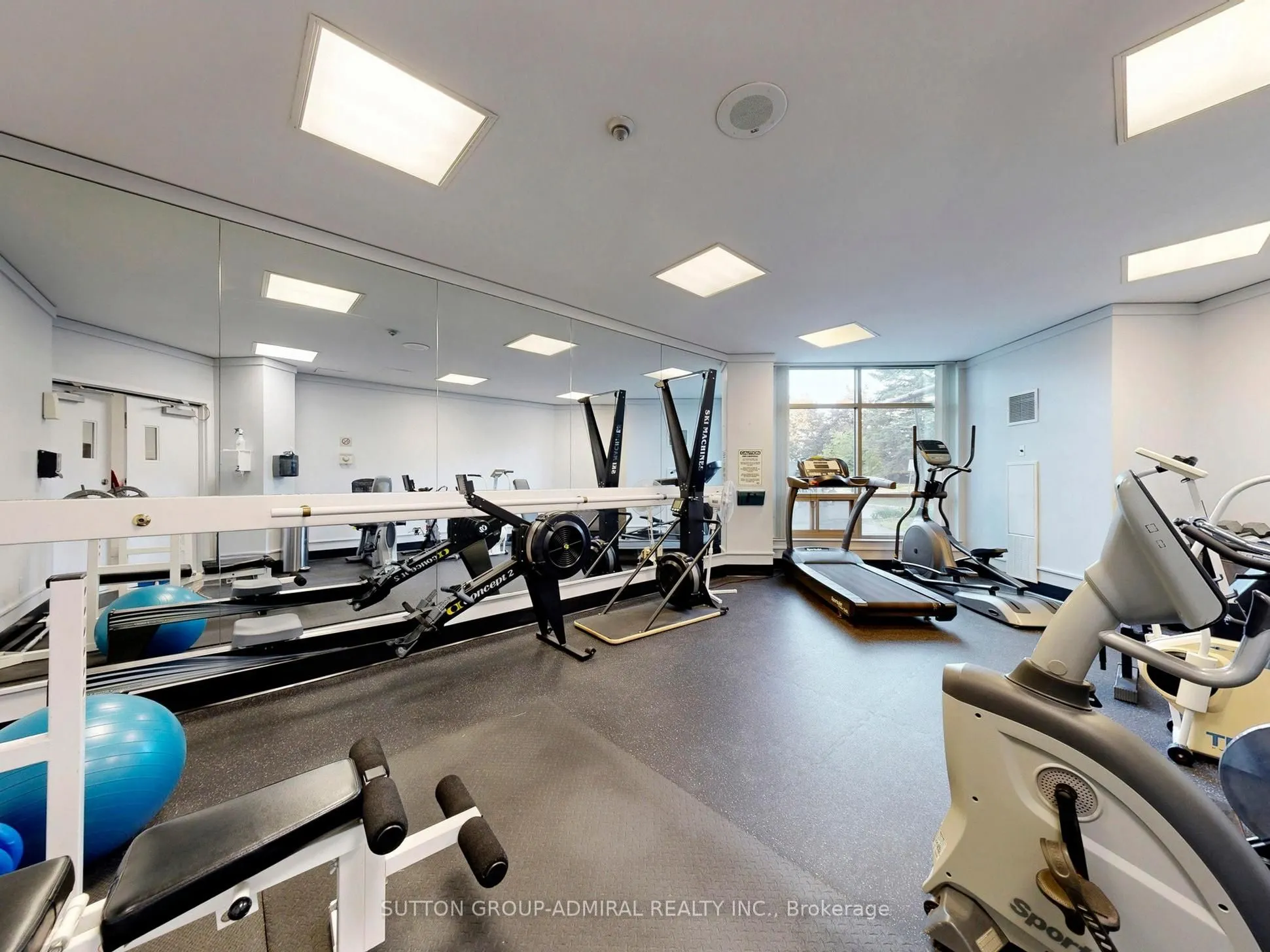 712 Rossland Road, #217