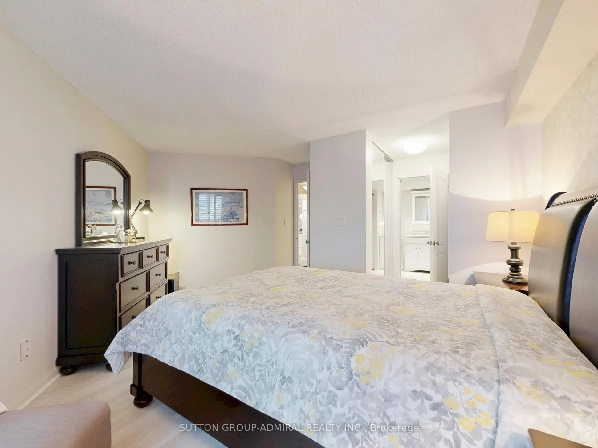 712 Rossland Road, #217