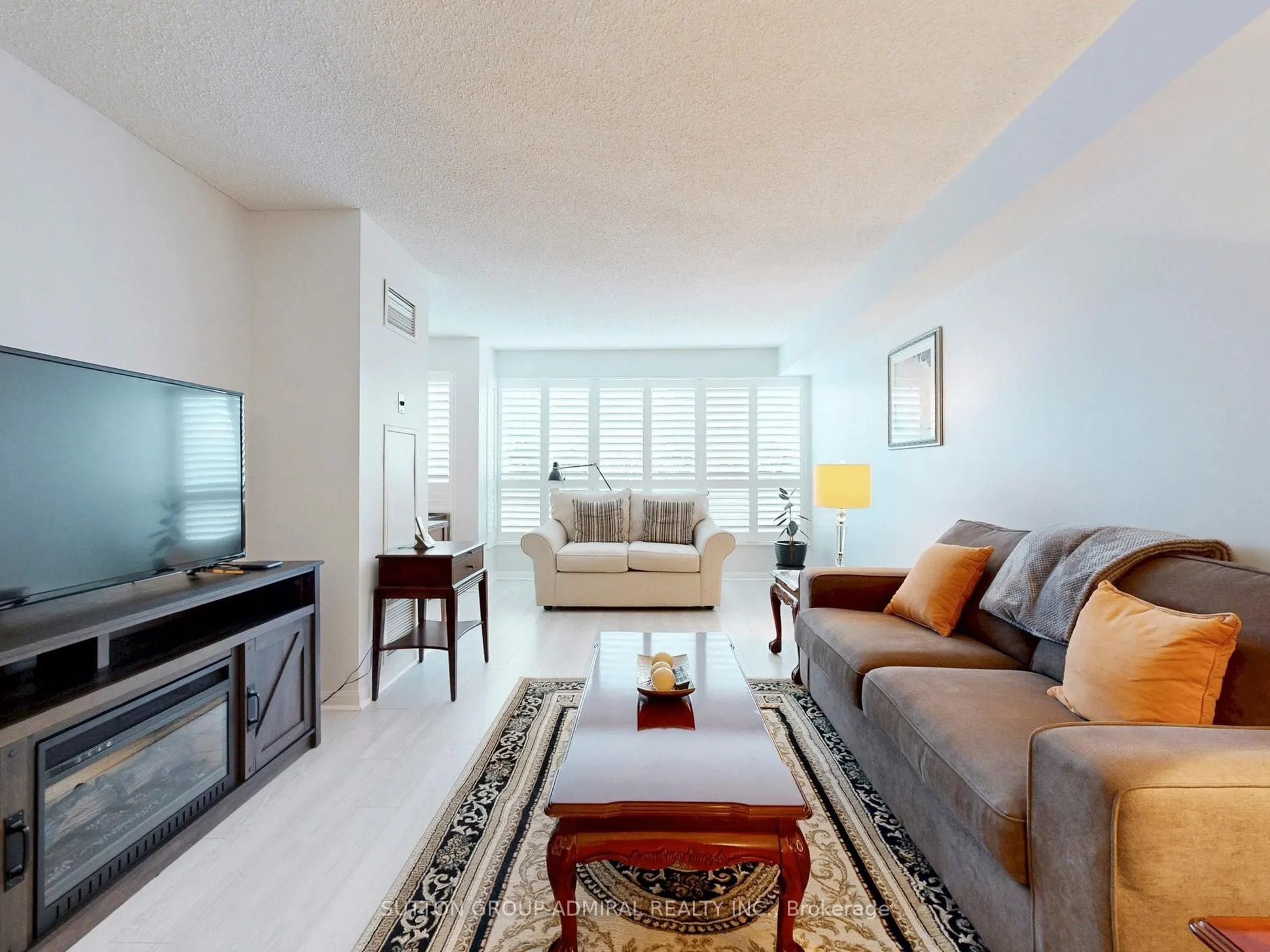 712 Rossland Road, #217