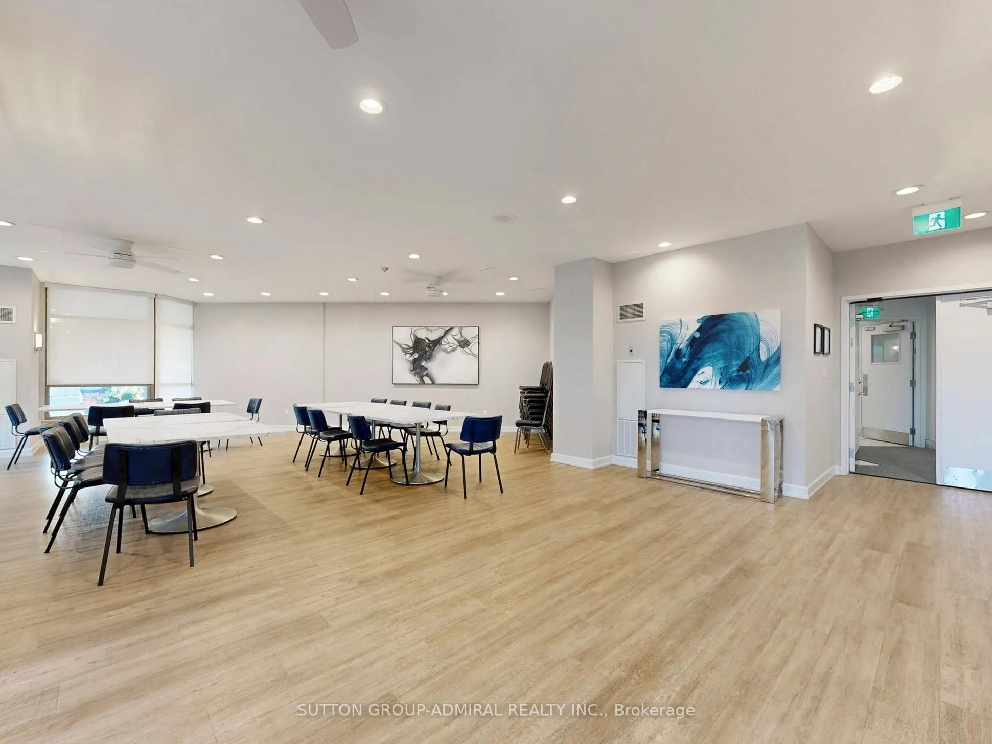 712 Rossland Road, #217