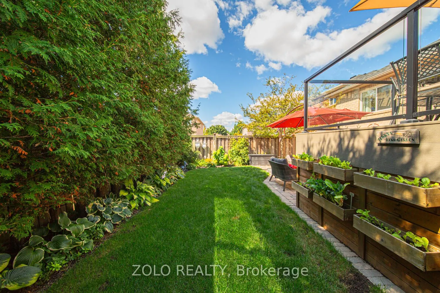 13 Glen Eagles Drive