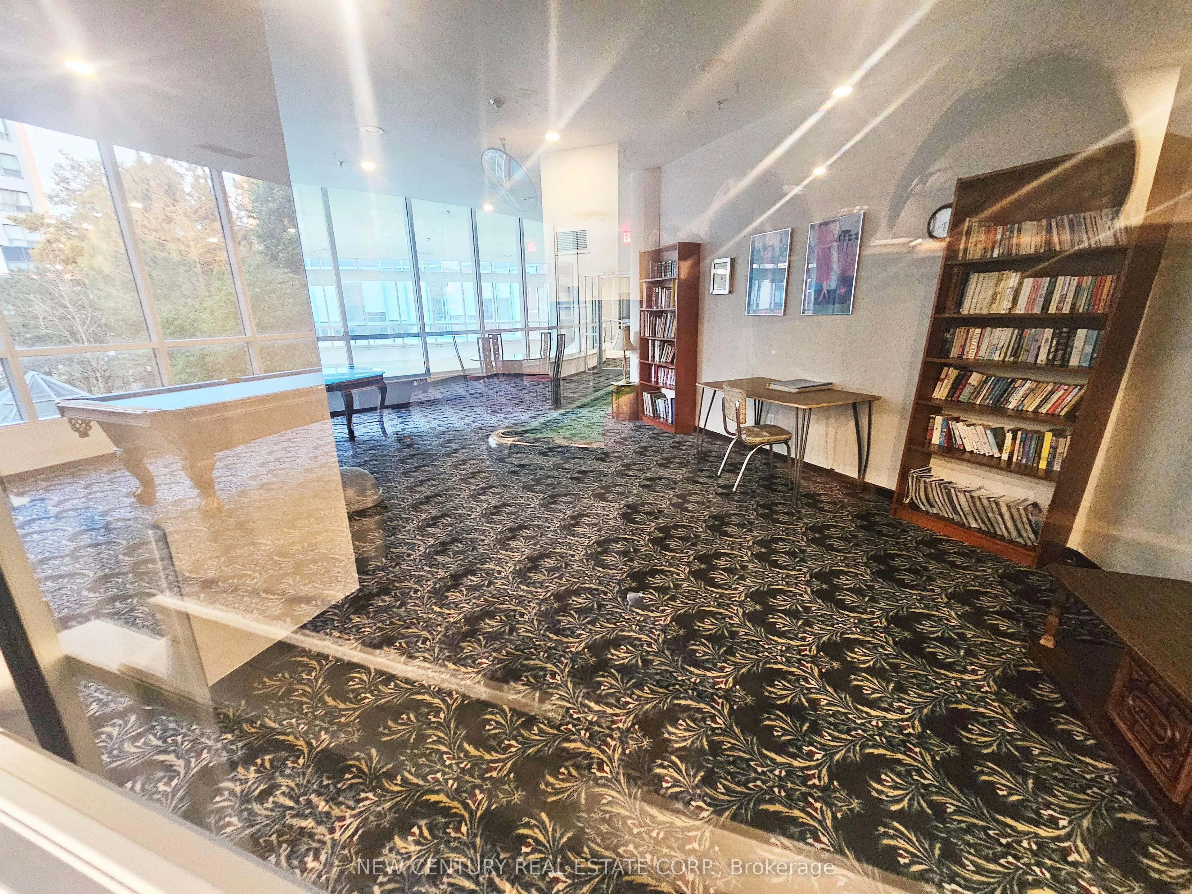 1470 Midland Avenue, #801