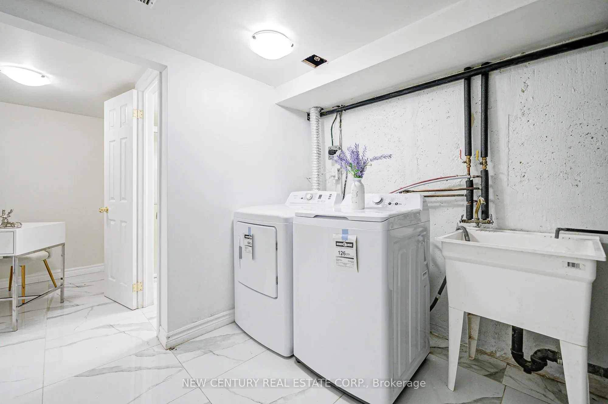 92 Trailridge Crescent, #63