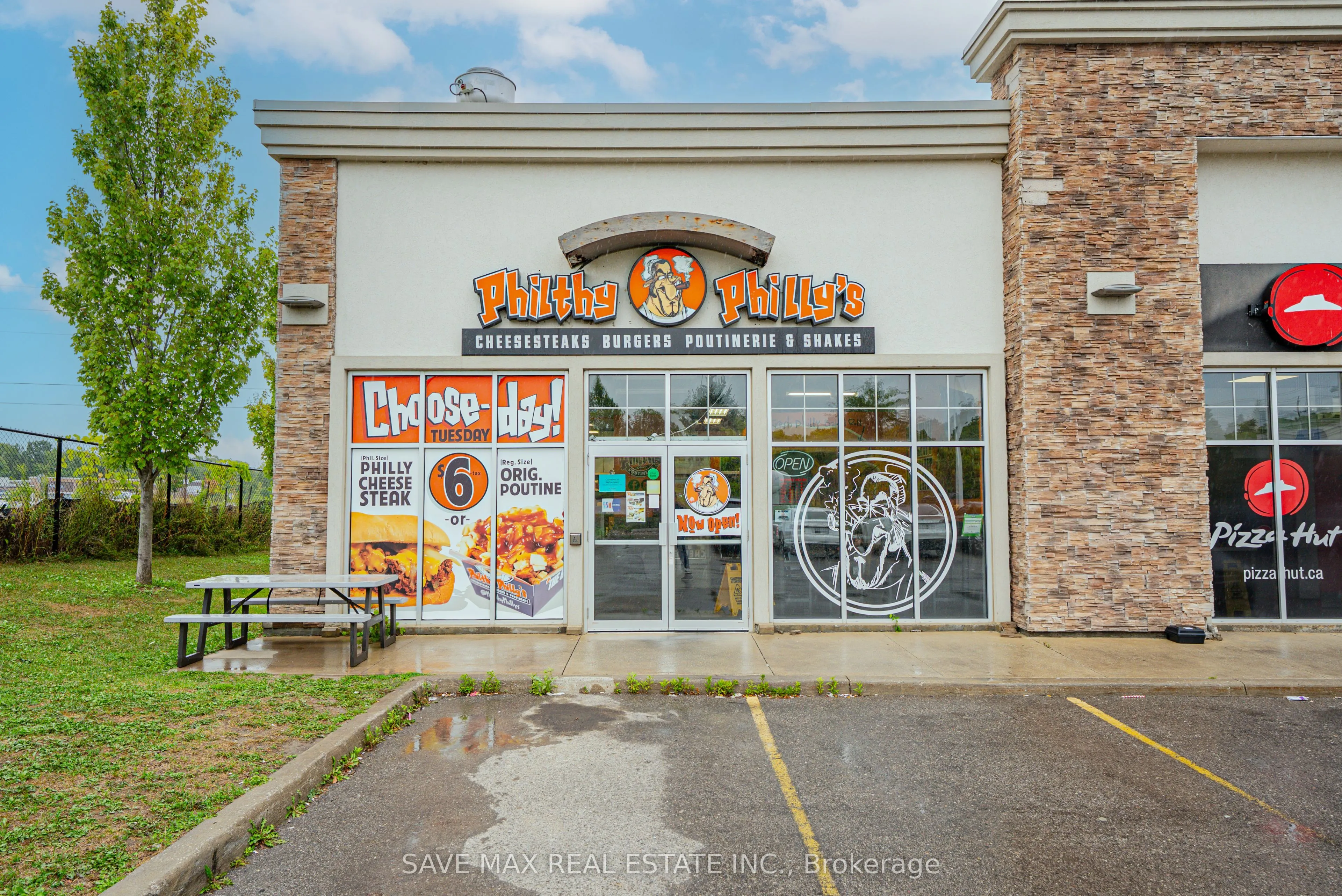 280 Rossland Road