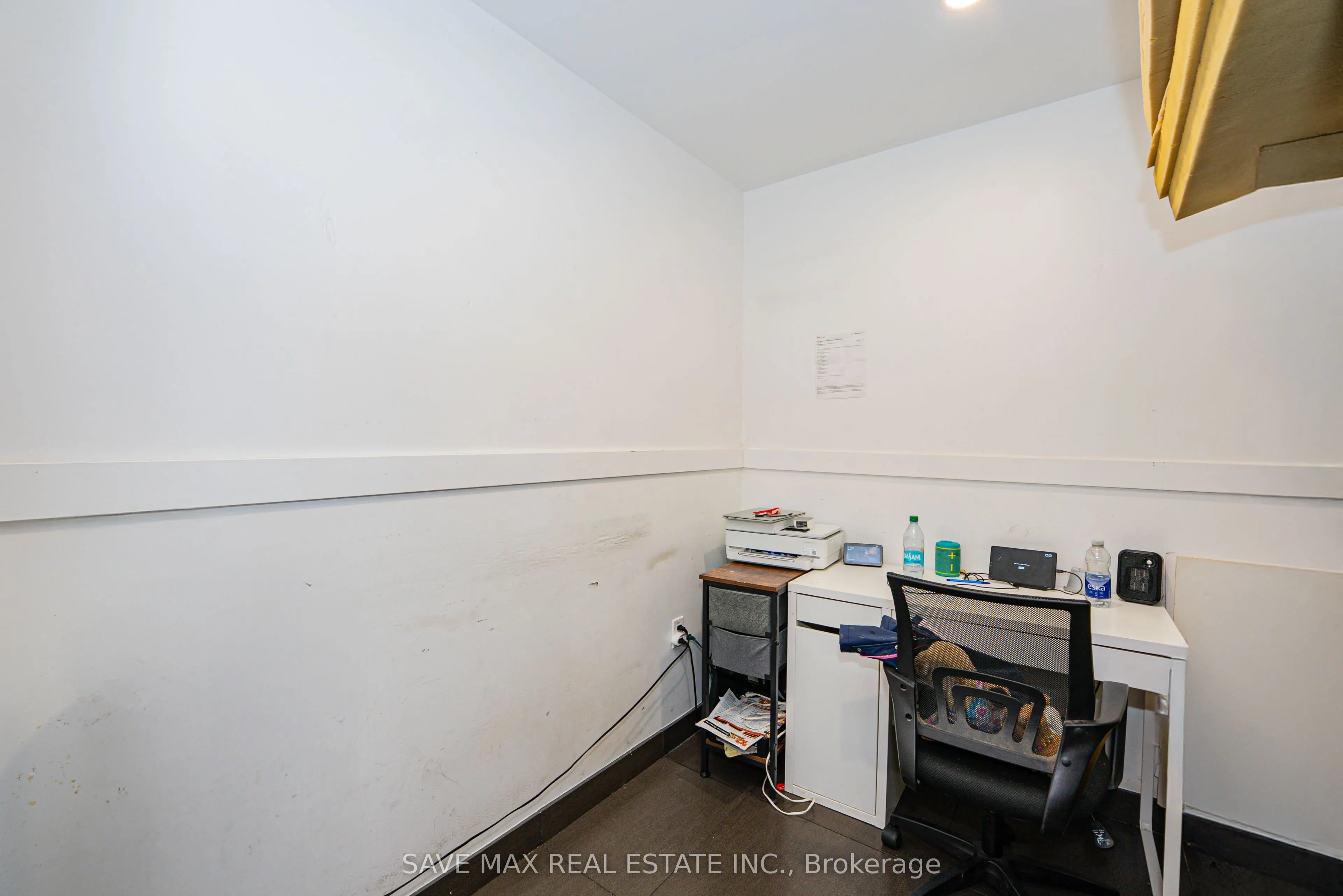 280 Rossland Road