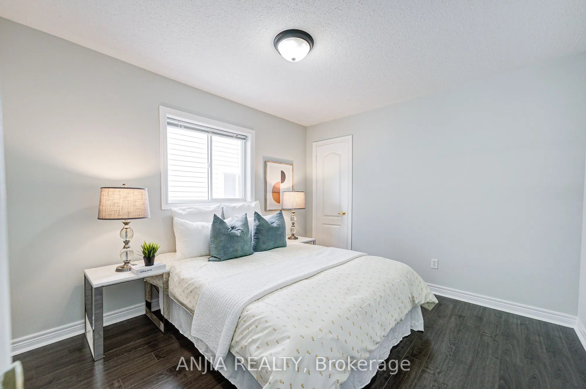 100 Charest Place