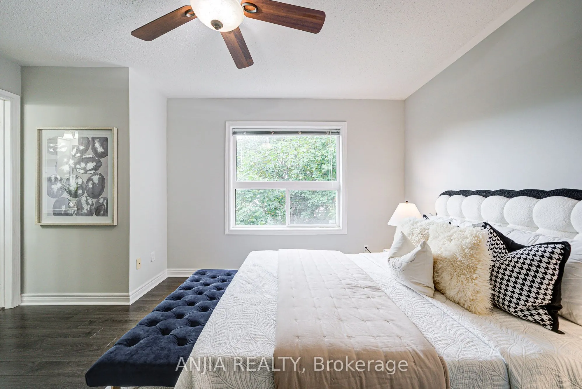 100 Charest Place
