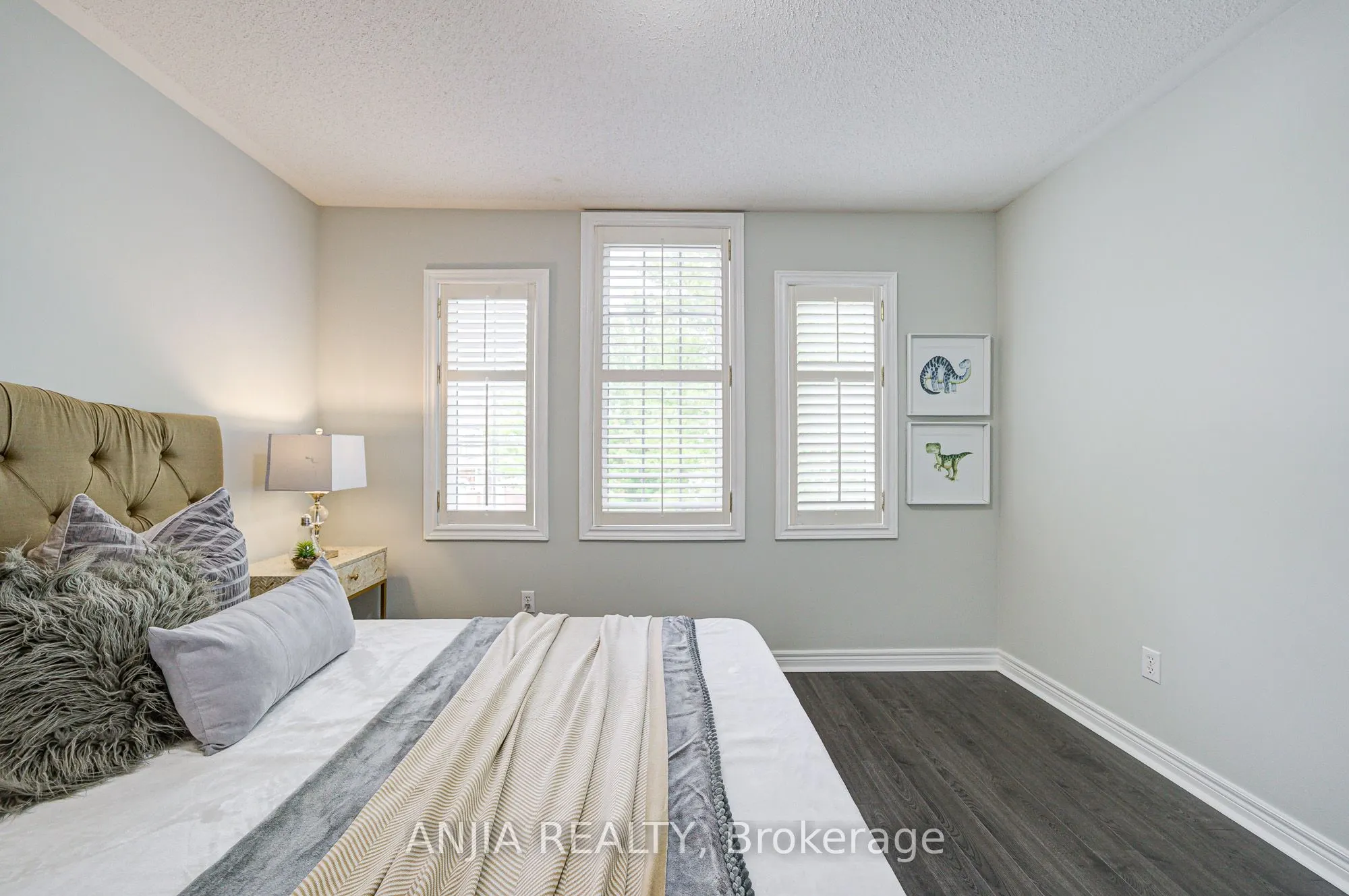 100 Charest Place