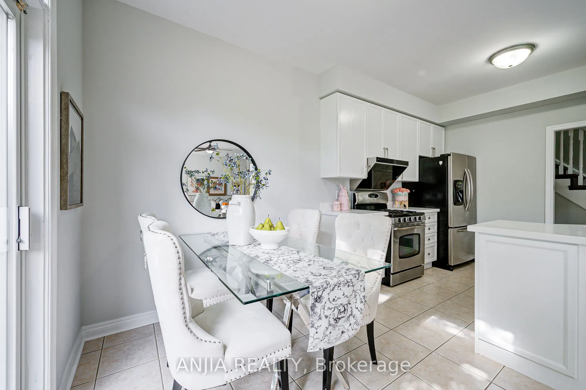 100 Charest Place