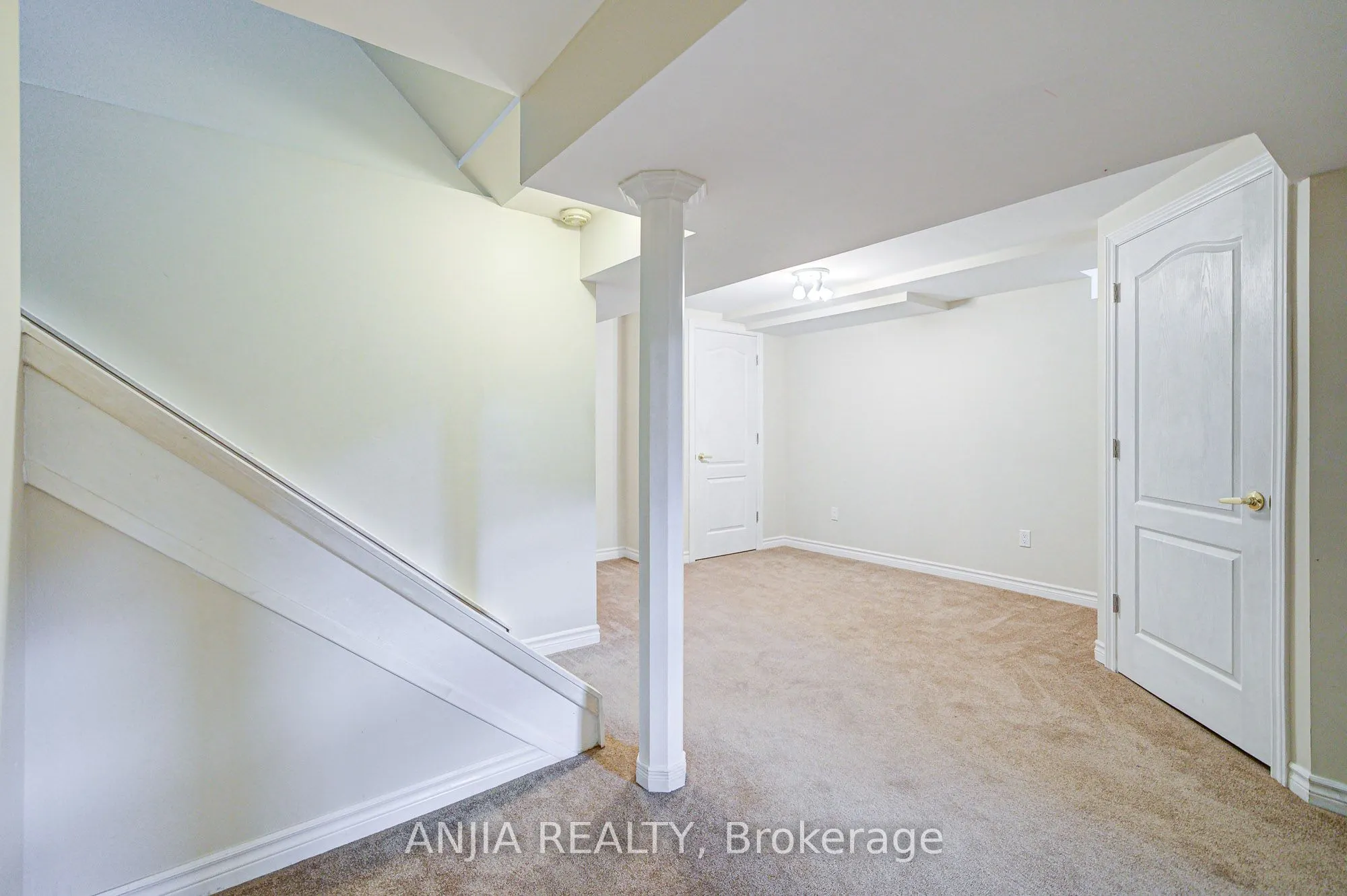 100 Charest Place
