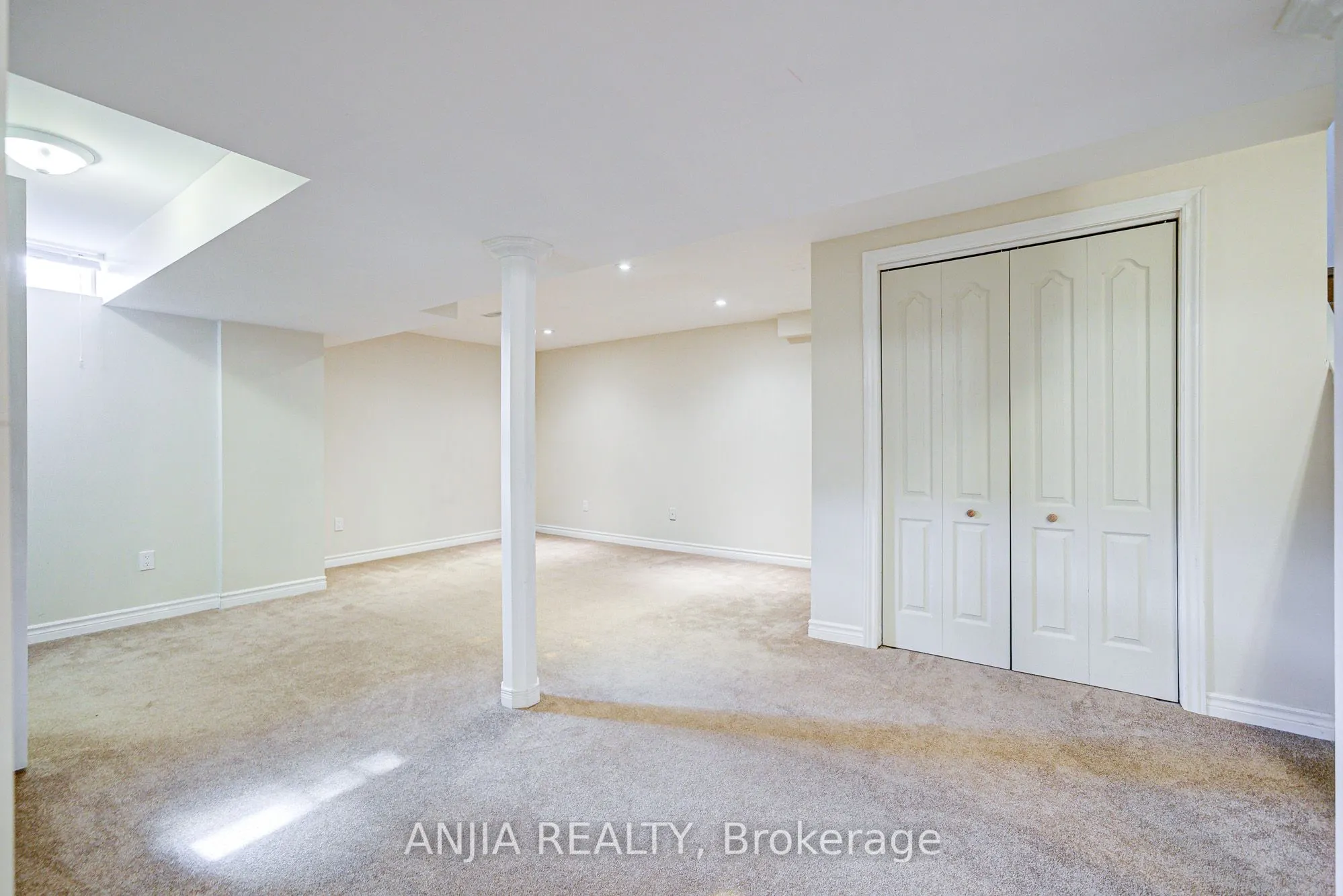 100 Charest Place