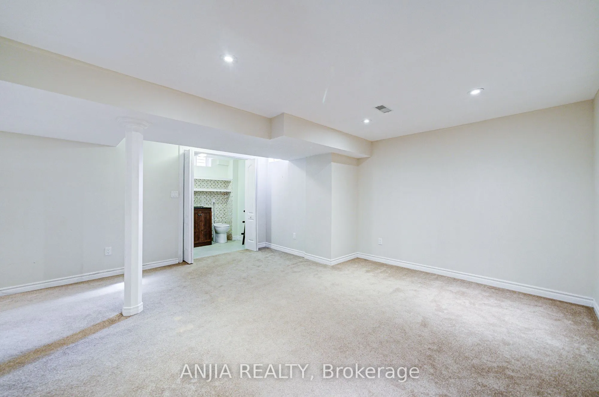 100 Charest Place