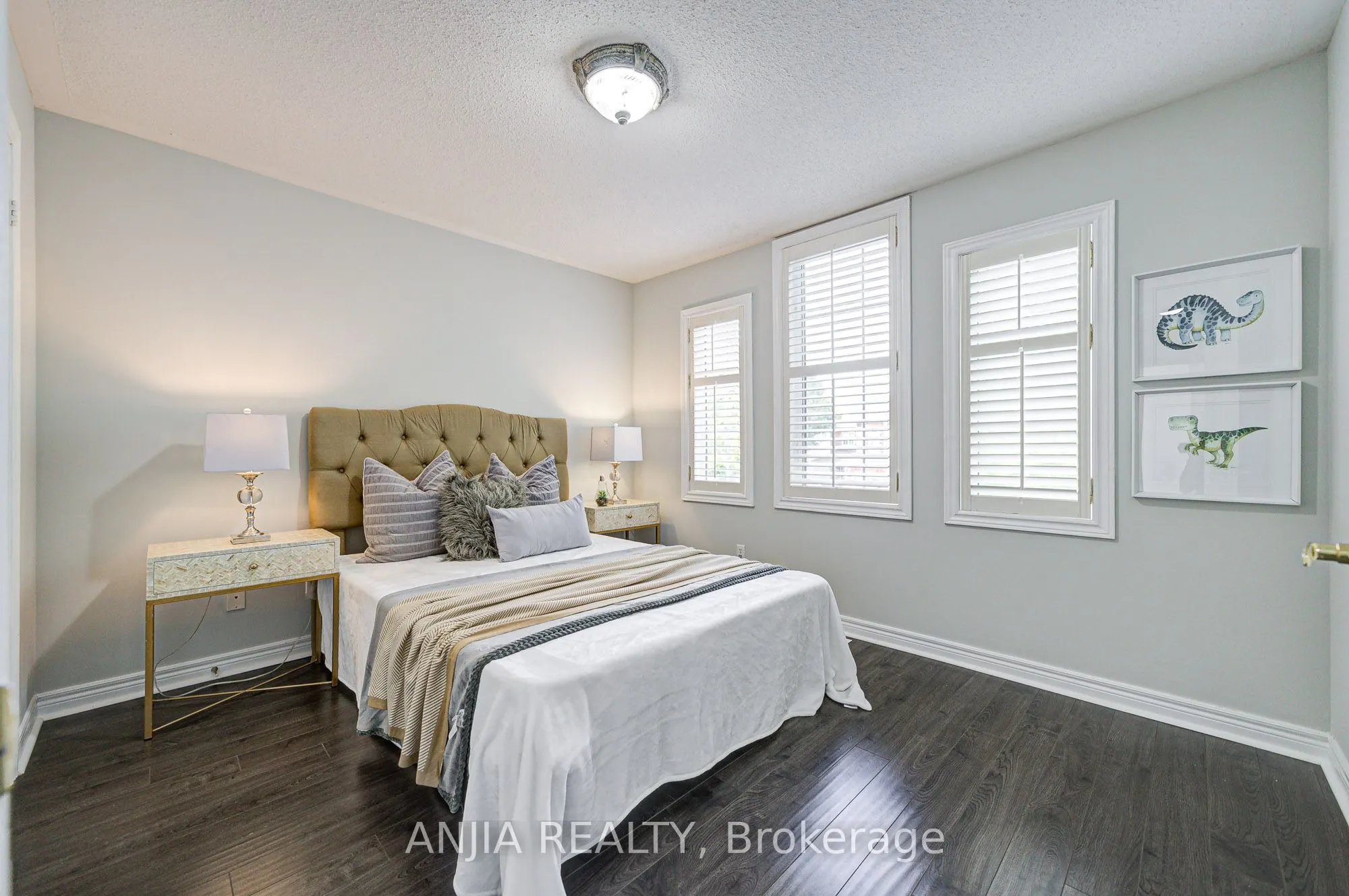 100 Charest Place