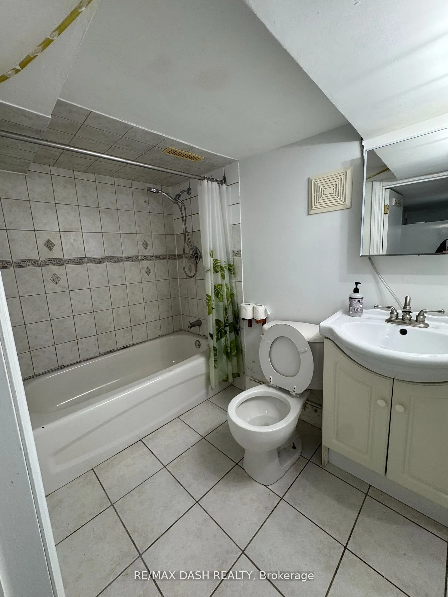 35 Woodward Avenue, #Main