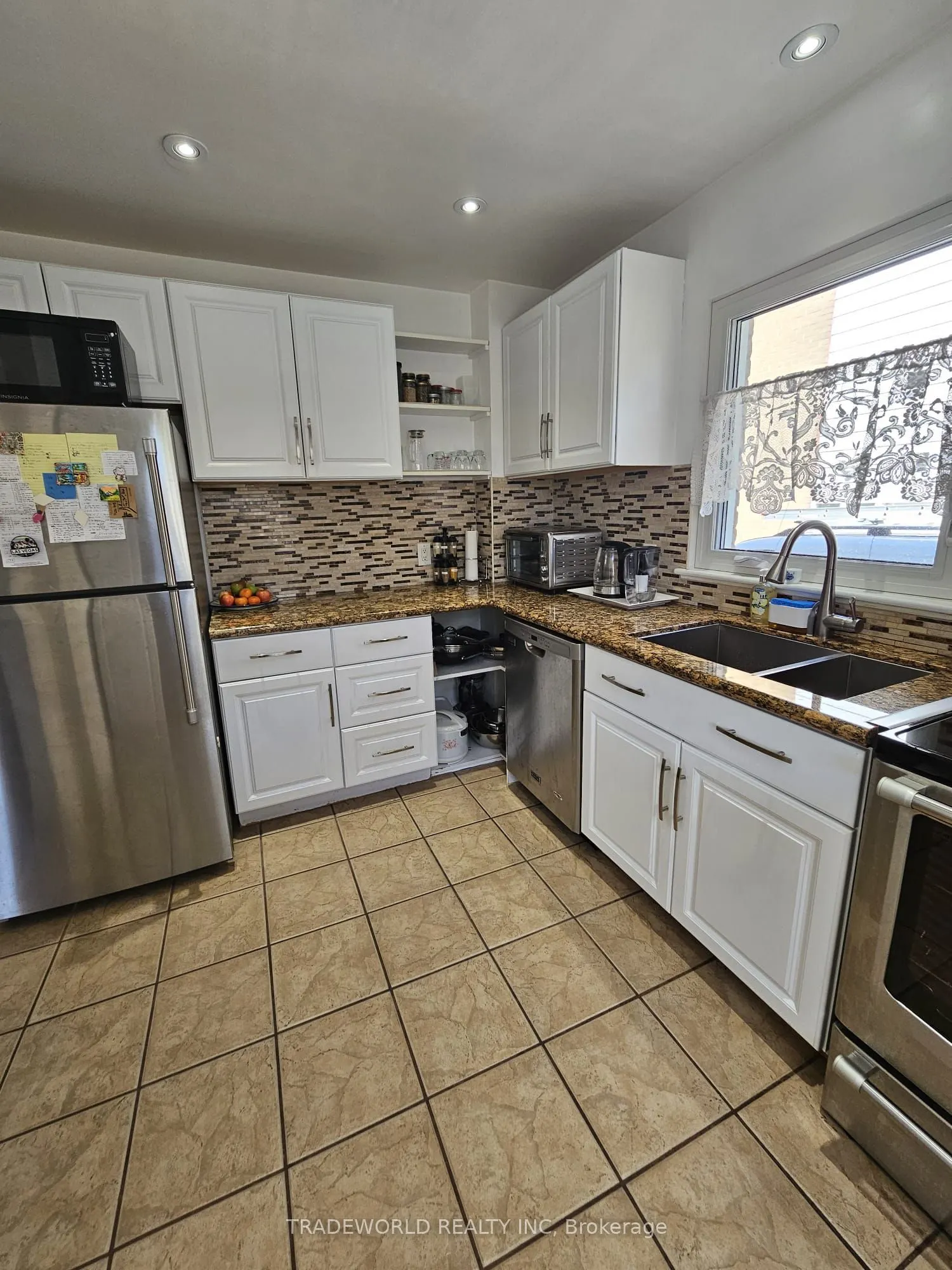 5 Woodfern Drive