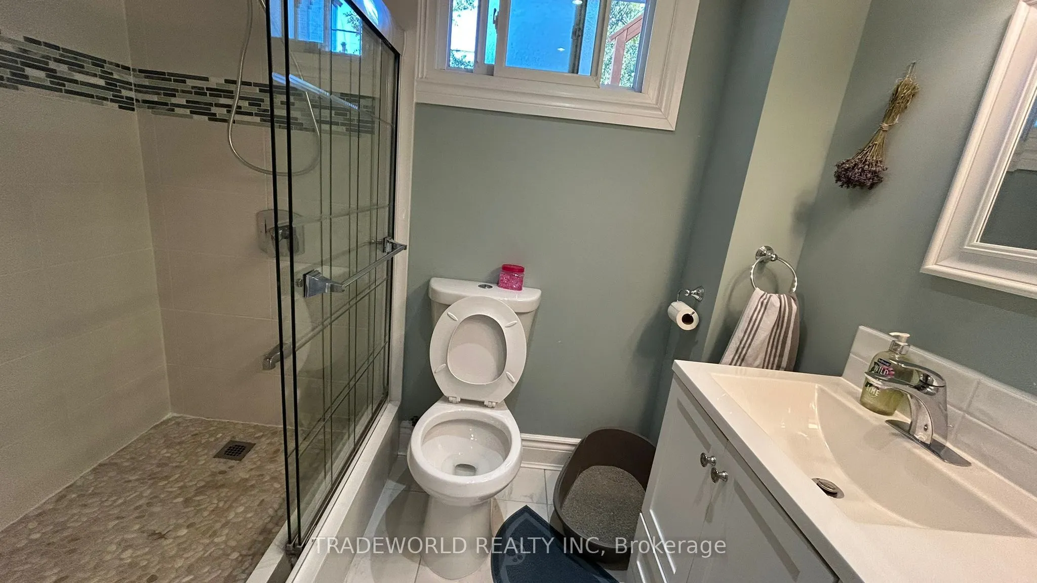 5 Woodfern Drive