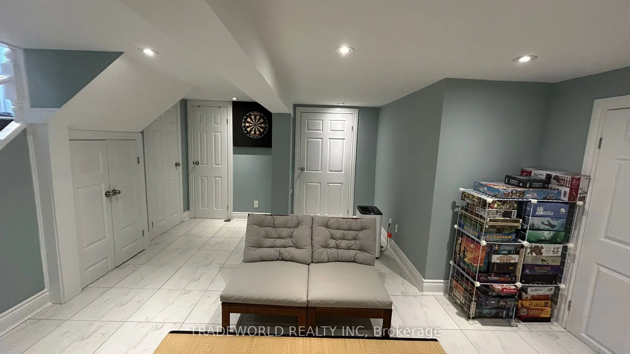 5 Woodfern Drive
