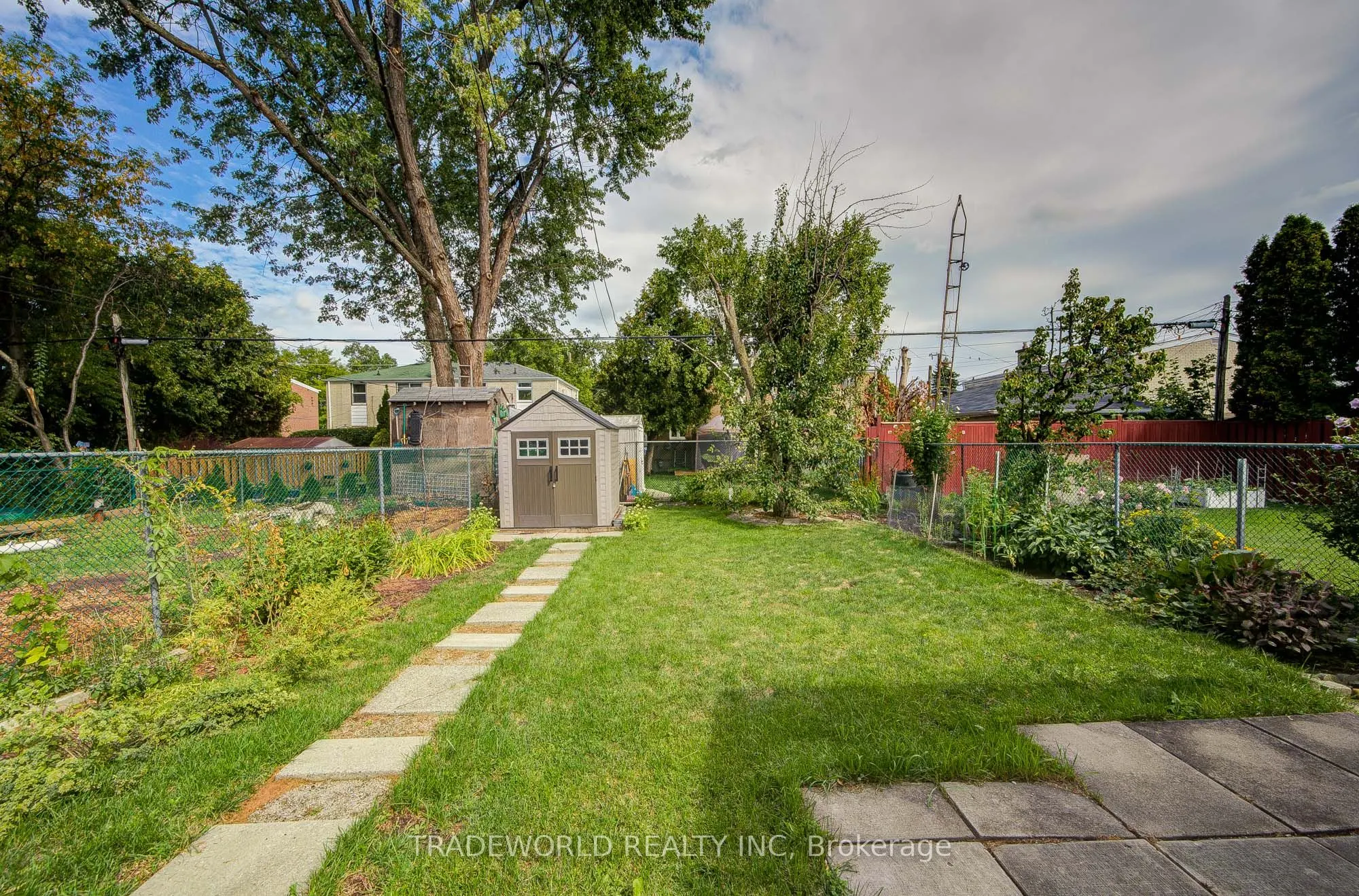5 Woodfern Drive