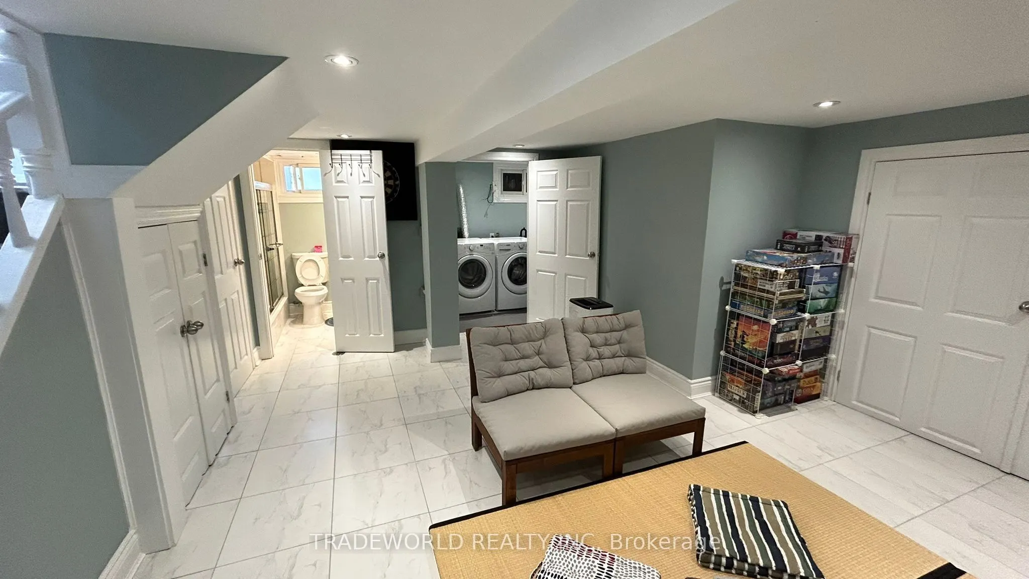 5 Woodfern Drive