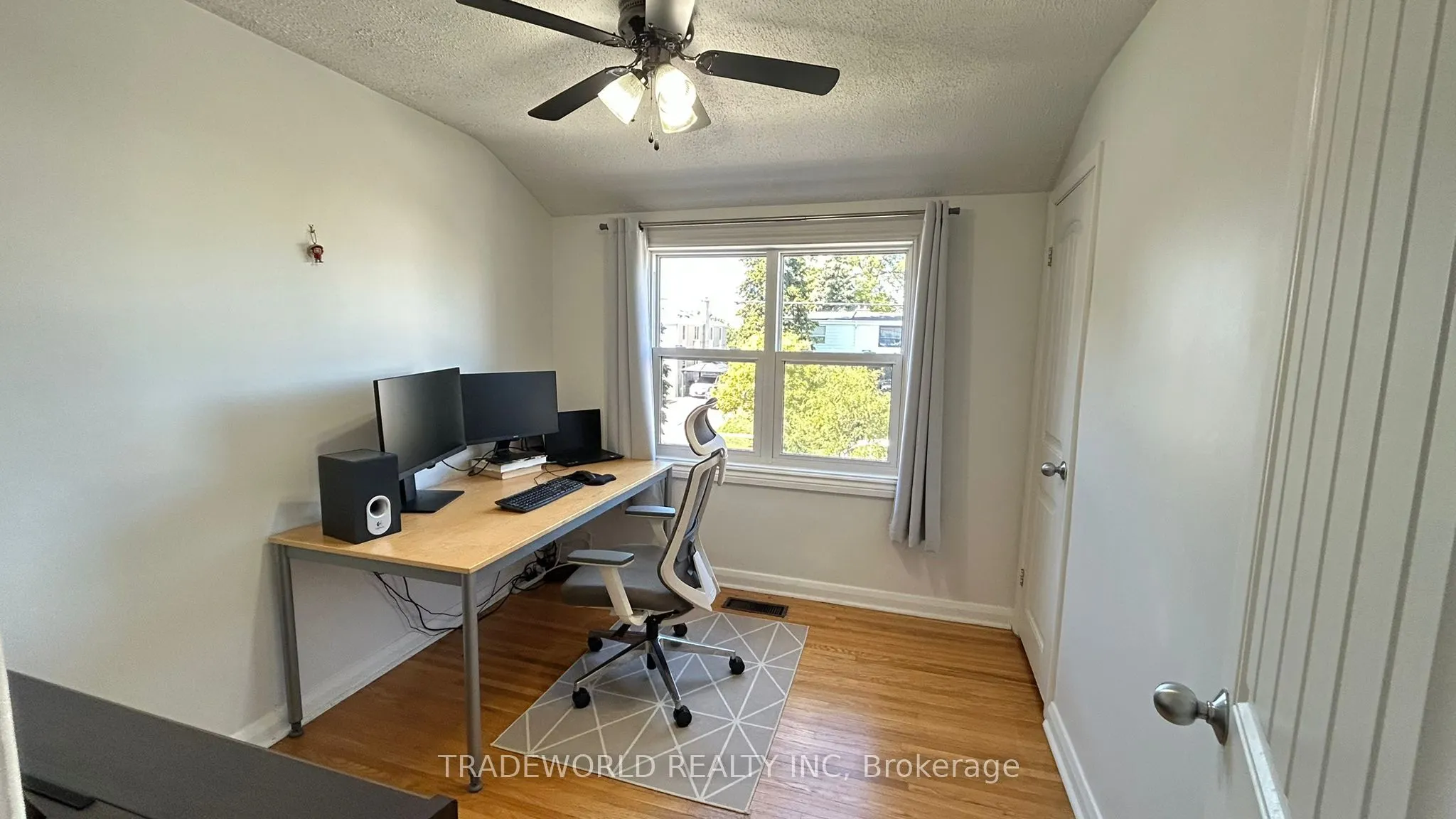 5 Woodfern Drive