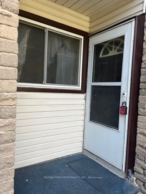 50 Silver Bell Grove, #4