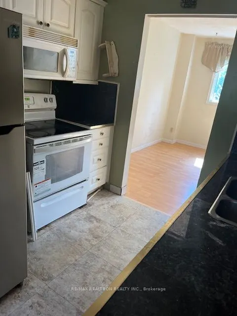 50 Silver Bell Grove, #4