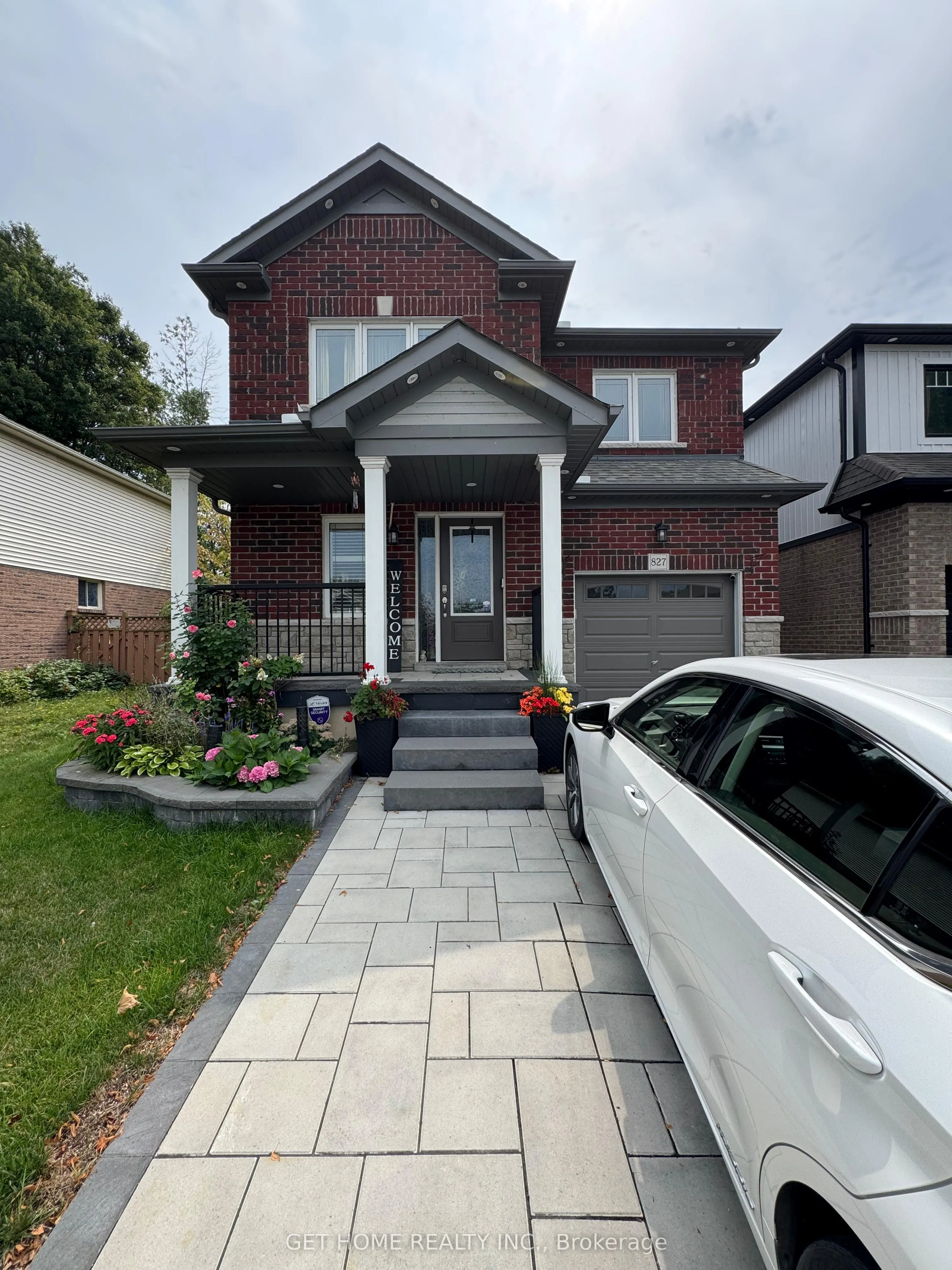827 Renaissance Drive