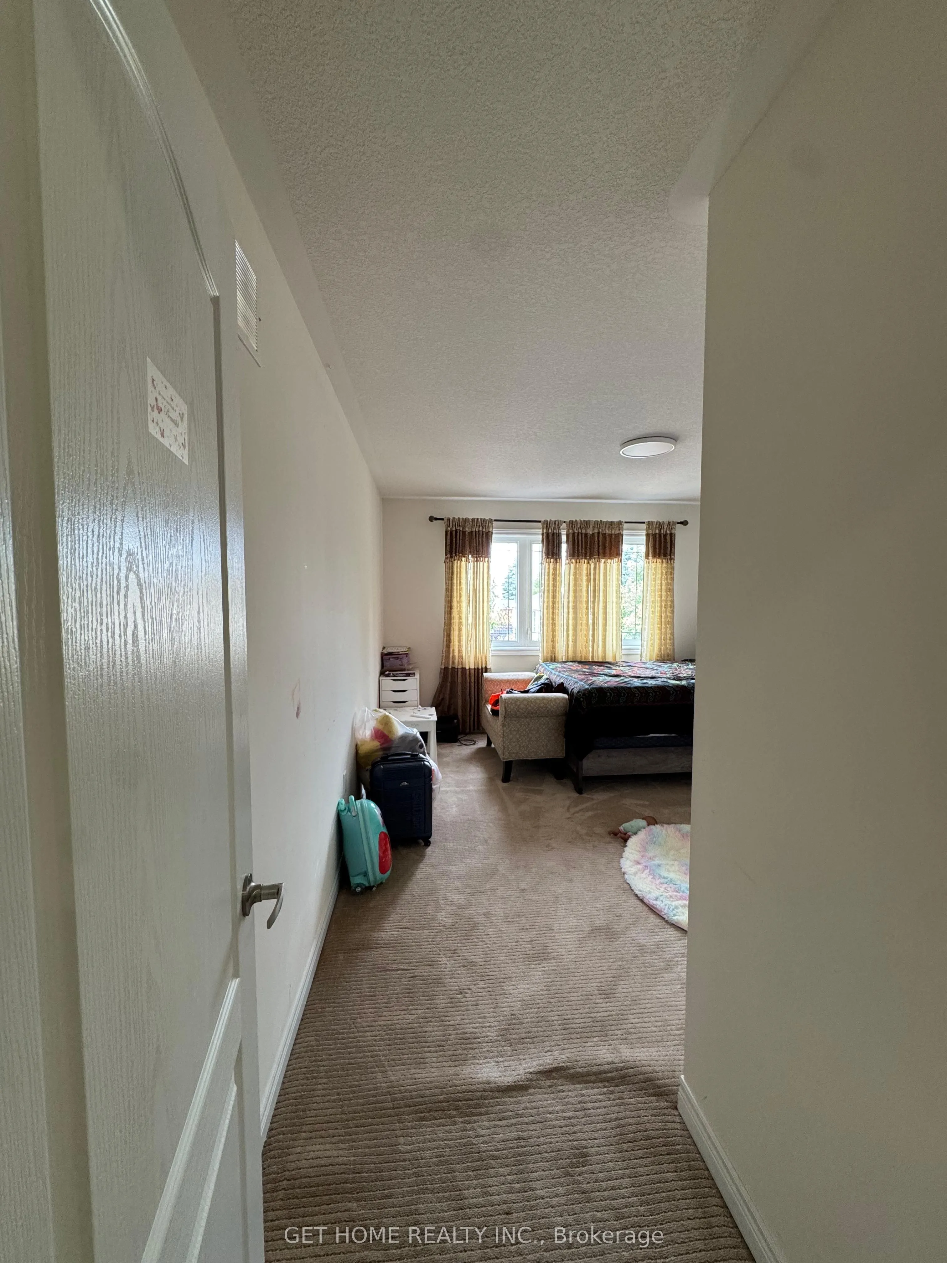 827 Renaissance Drive