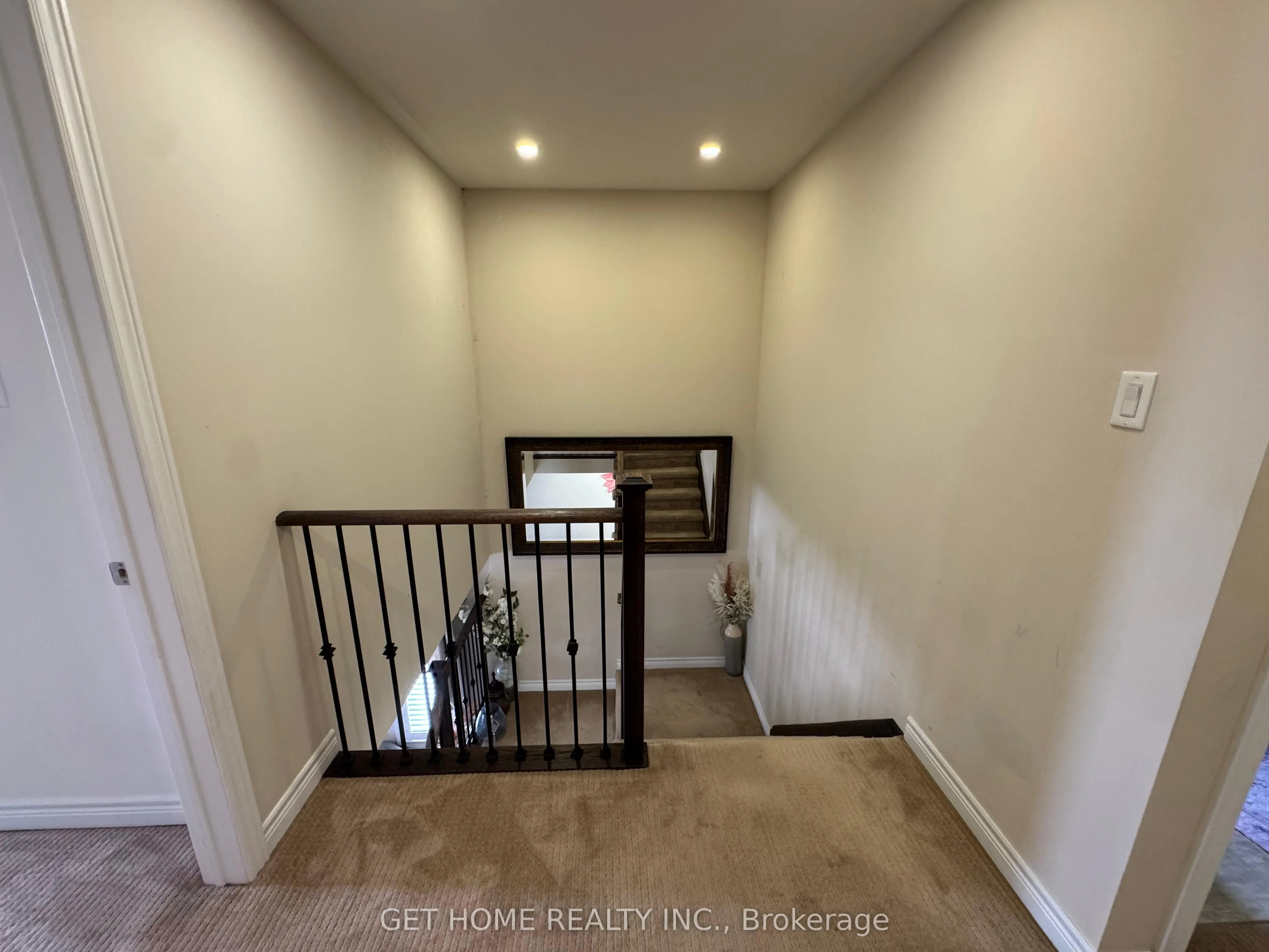827 Renaissance Drive