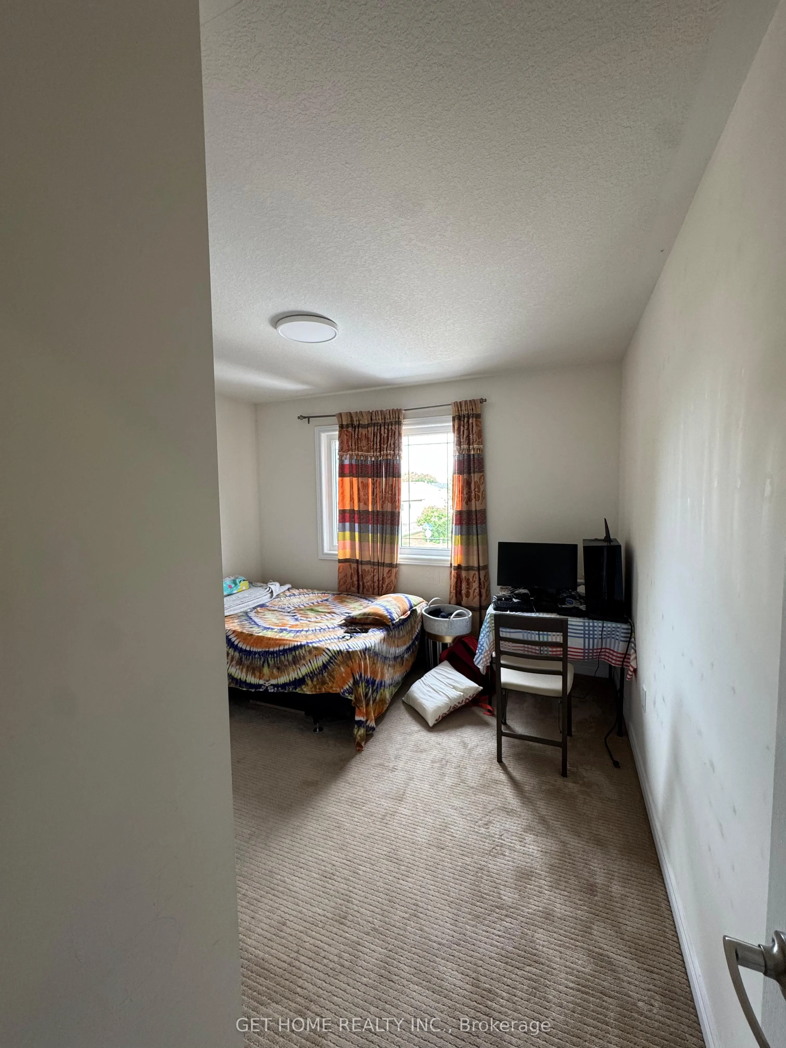 827 Renaissance Drive