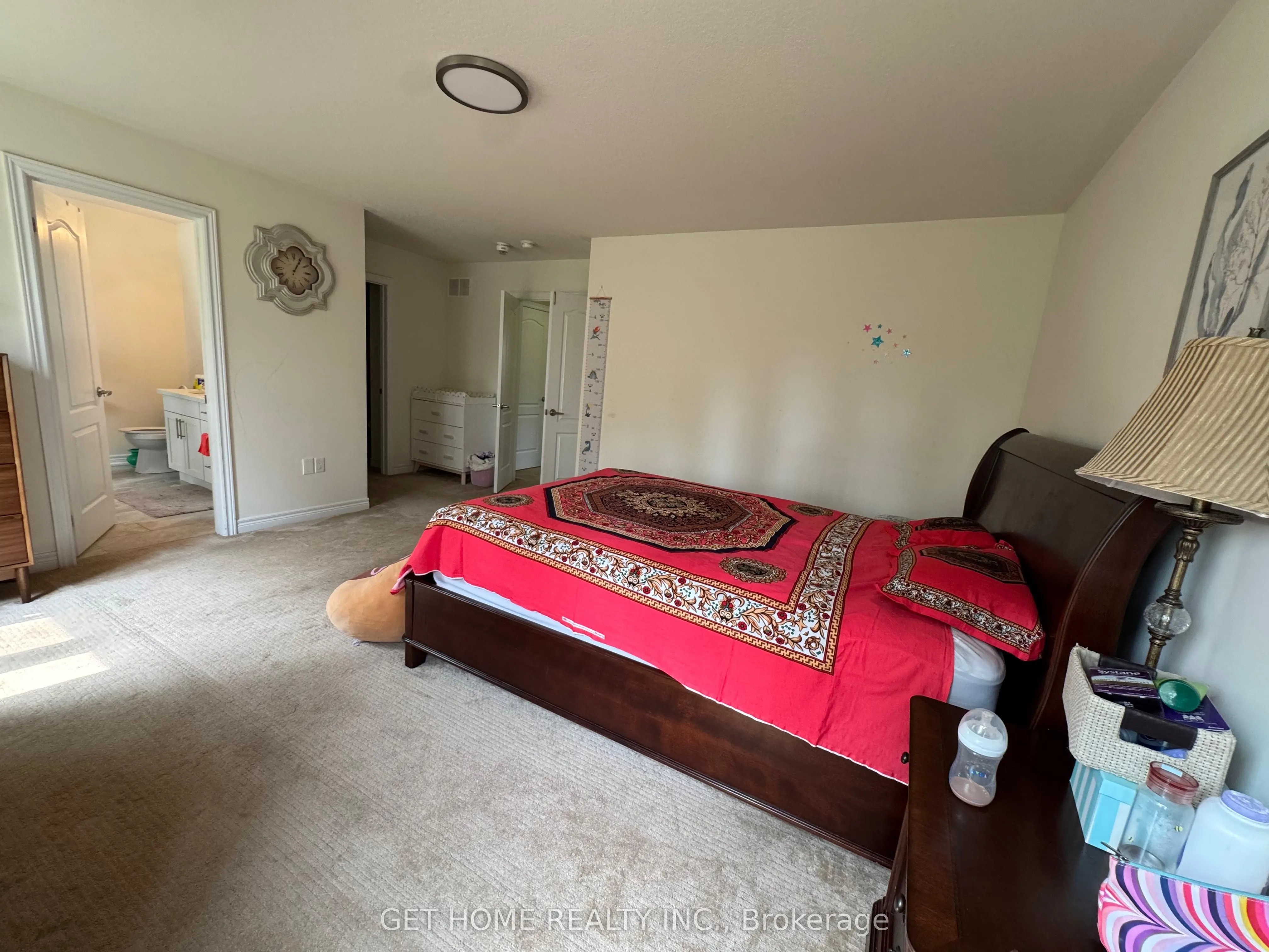827 Renaissance Drive