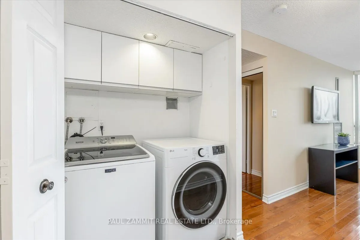 255 Bamburgh Circle, #608