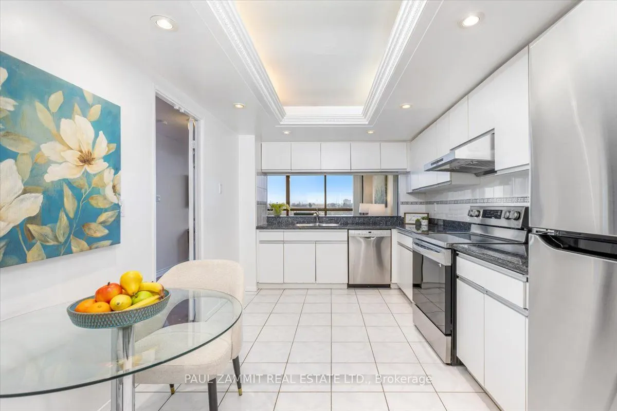 255 Bamburgh Circle, #608