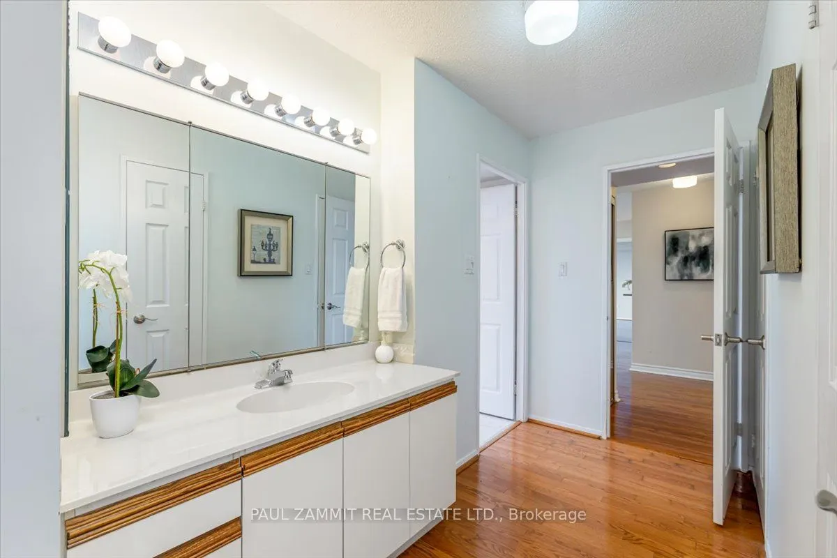 255 Bamburgh Circle, #608