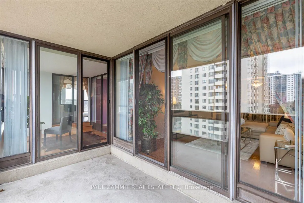 255 Bamburgh Circle, #608