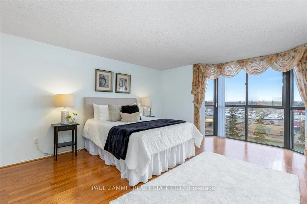 255 Bamburgh Circle, #608