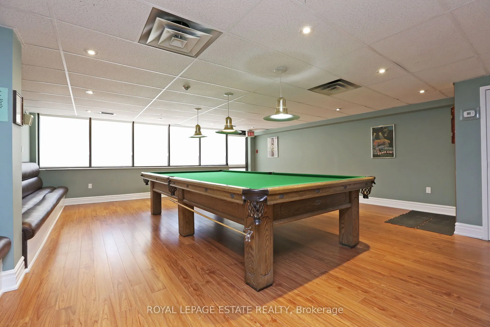757 Victoria Park Avenue, #906