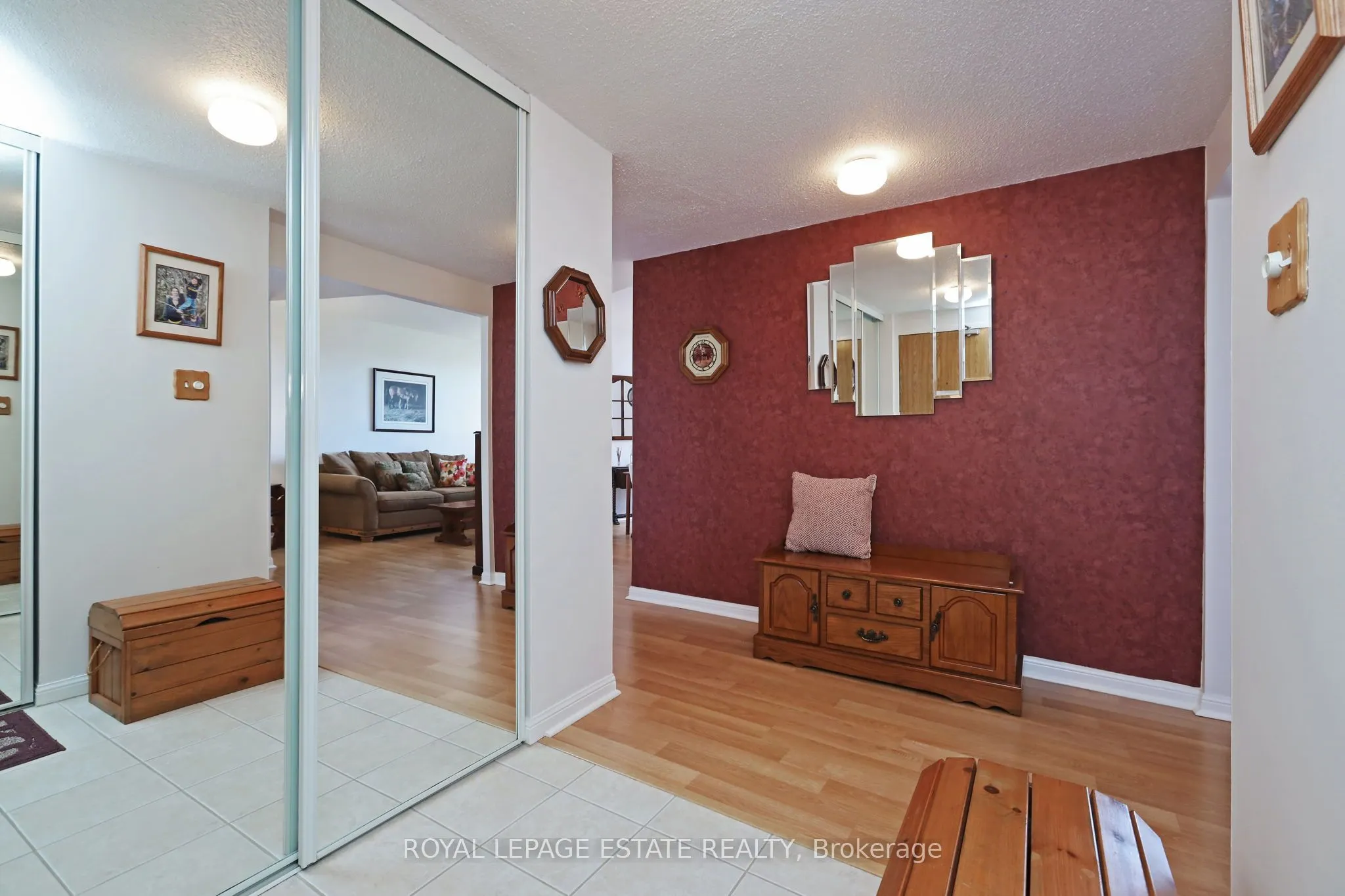 757 Victoria Park Avenue, #906