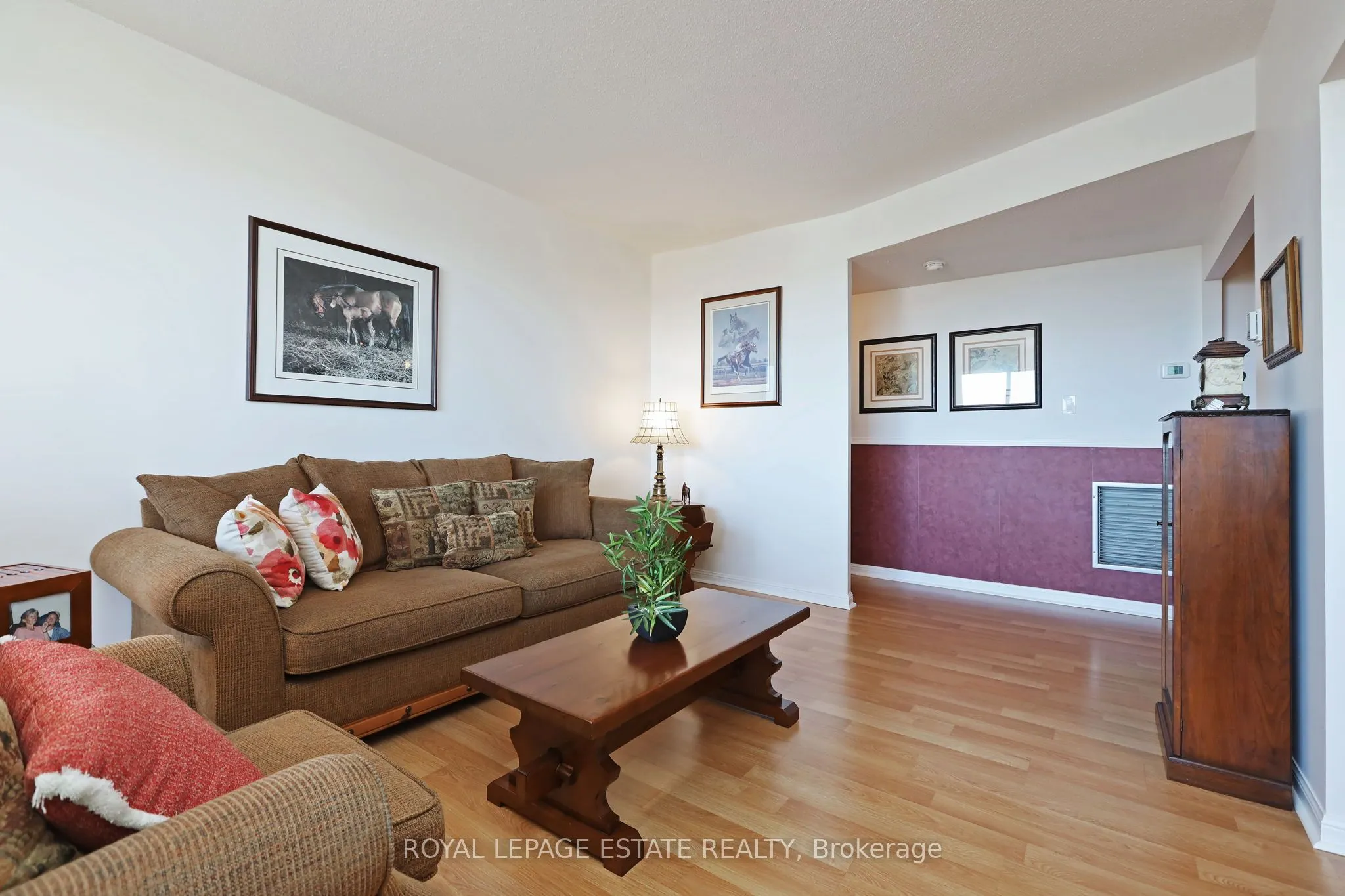 757 Victoria Park Avenue, #906