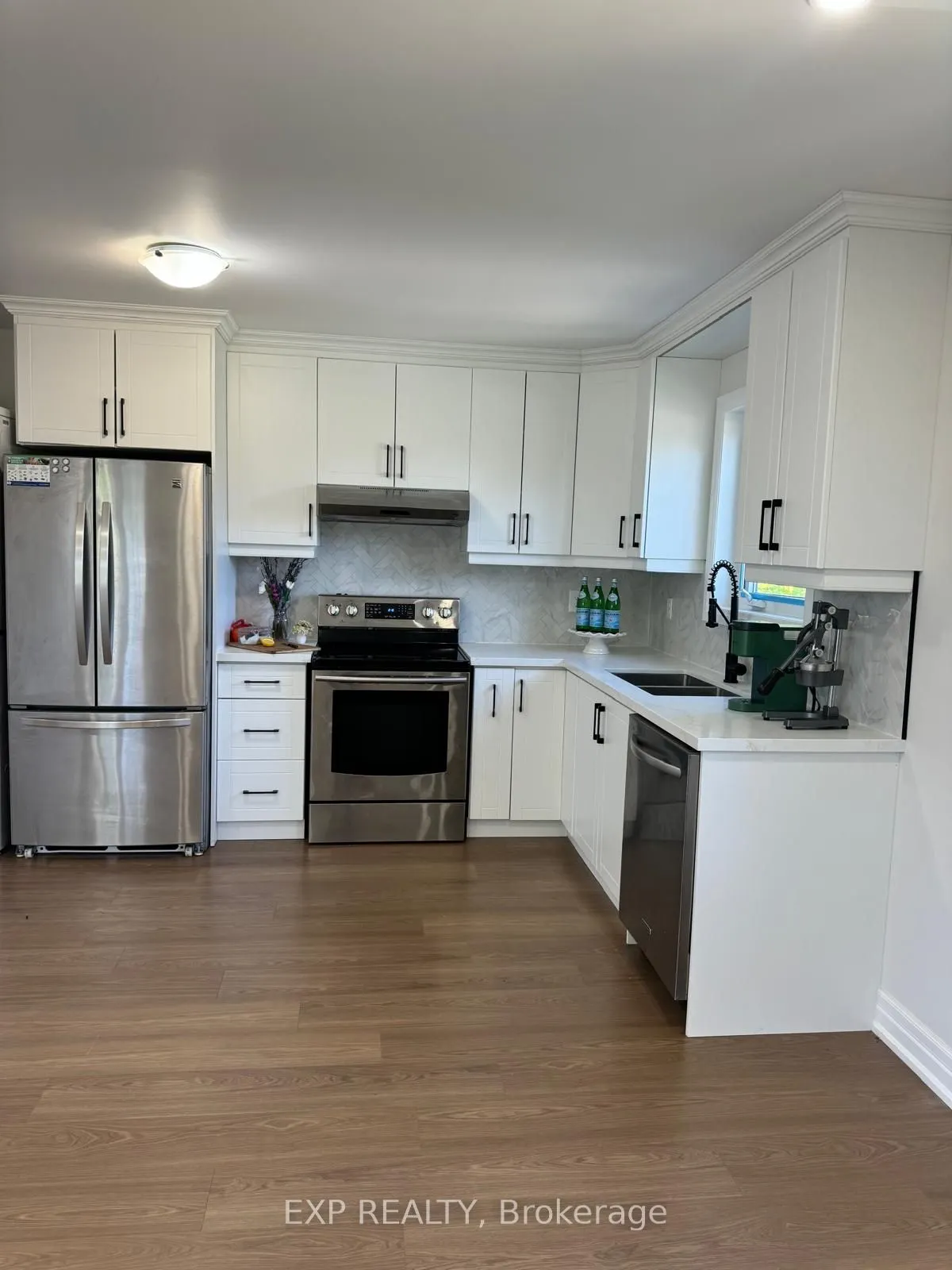 910 William Booth Crescent