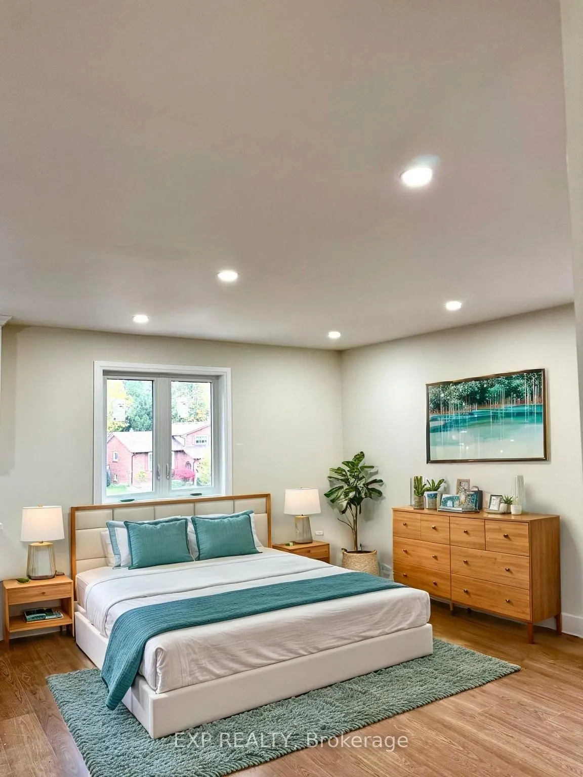 910 William Booth Crescent