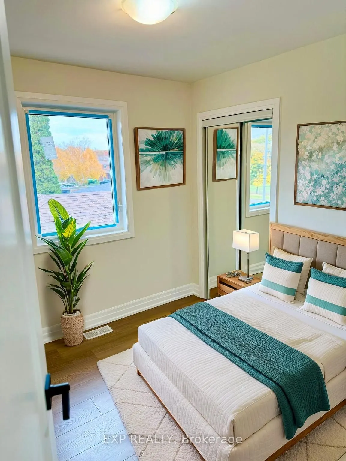 910 William Booth Crescent
