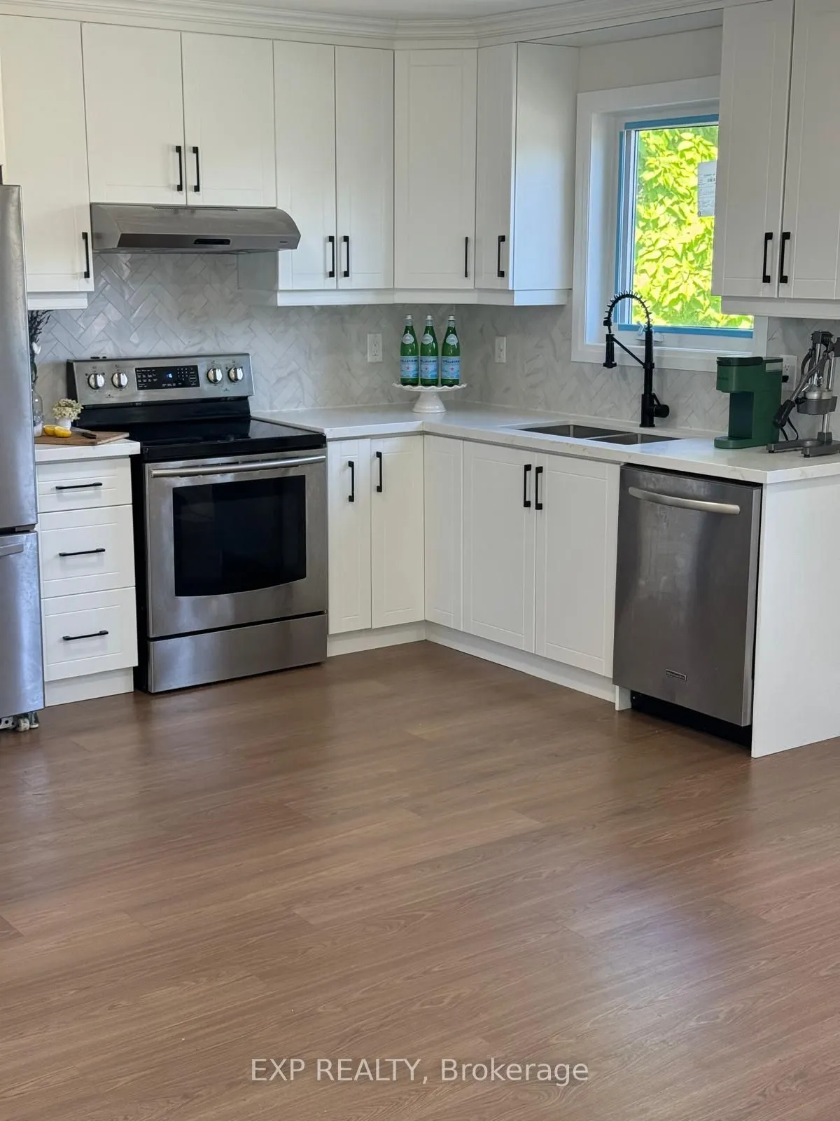 910 William Booth Crescent